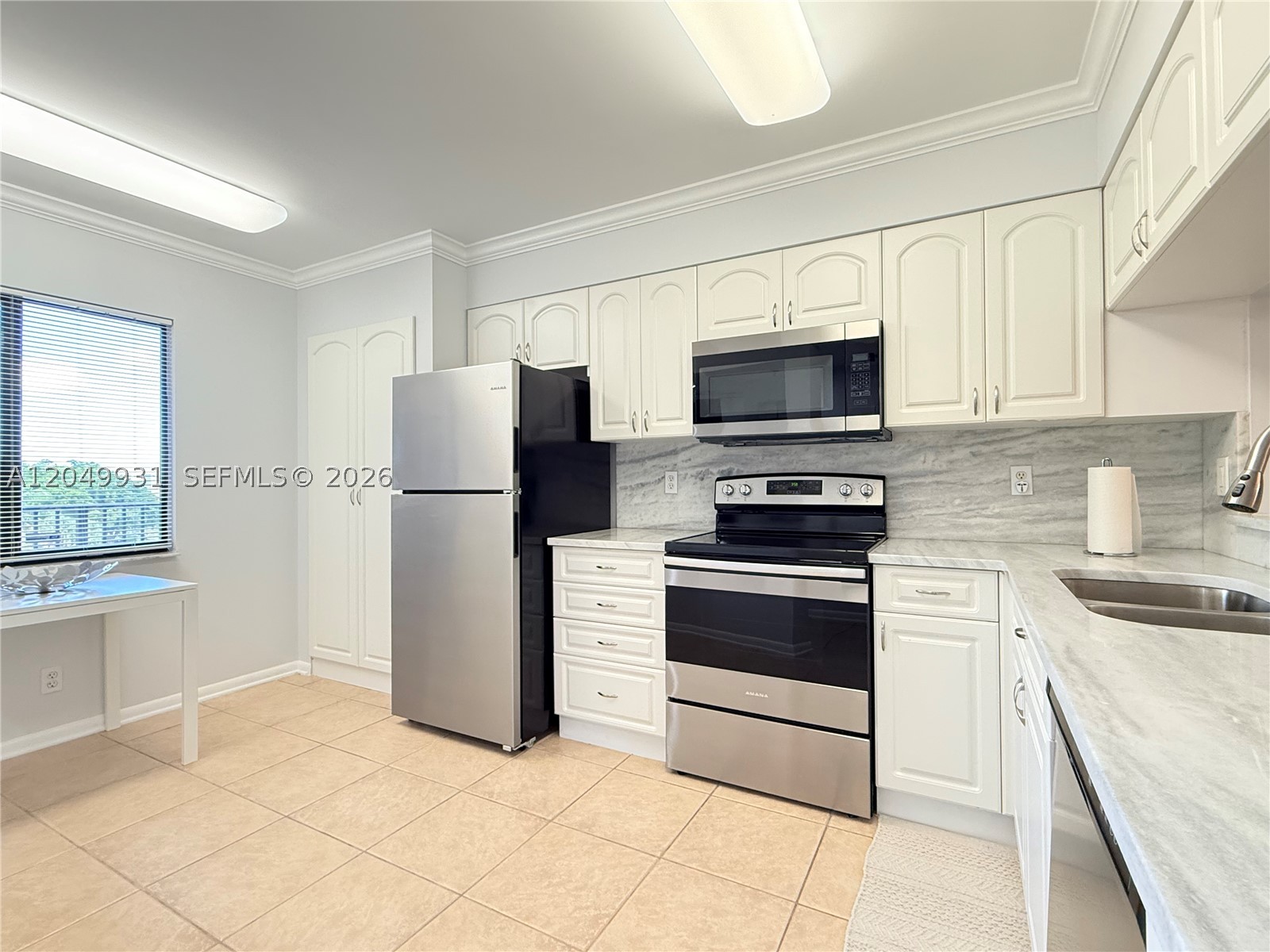 2206 S Cypress Bend Dr 508