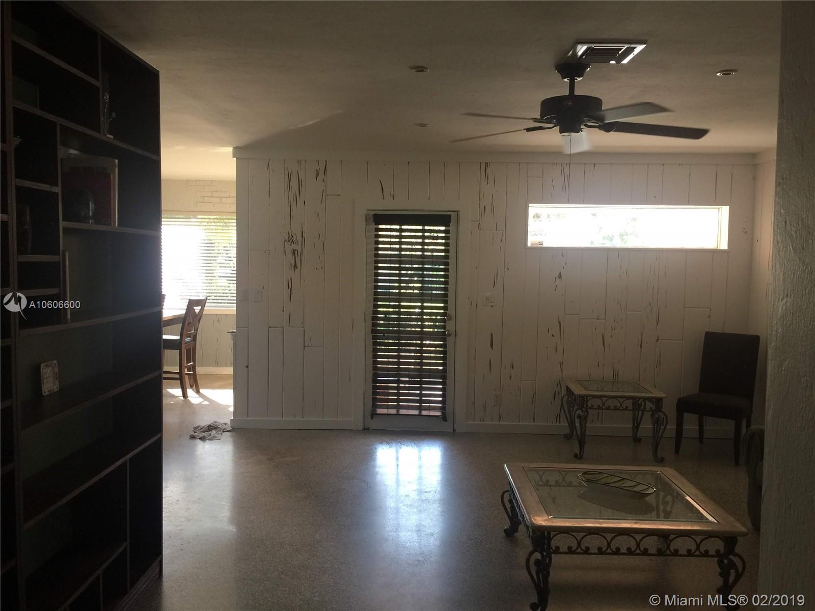 Hollywood Place - Residential