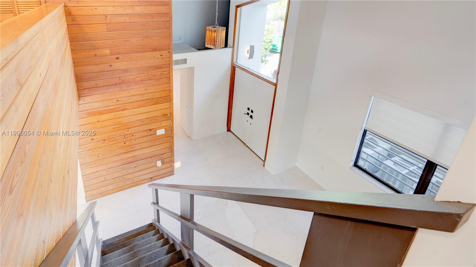 WINONA PARK - Residential Lease