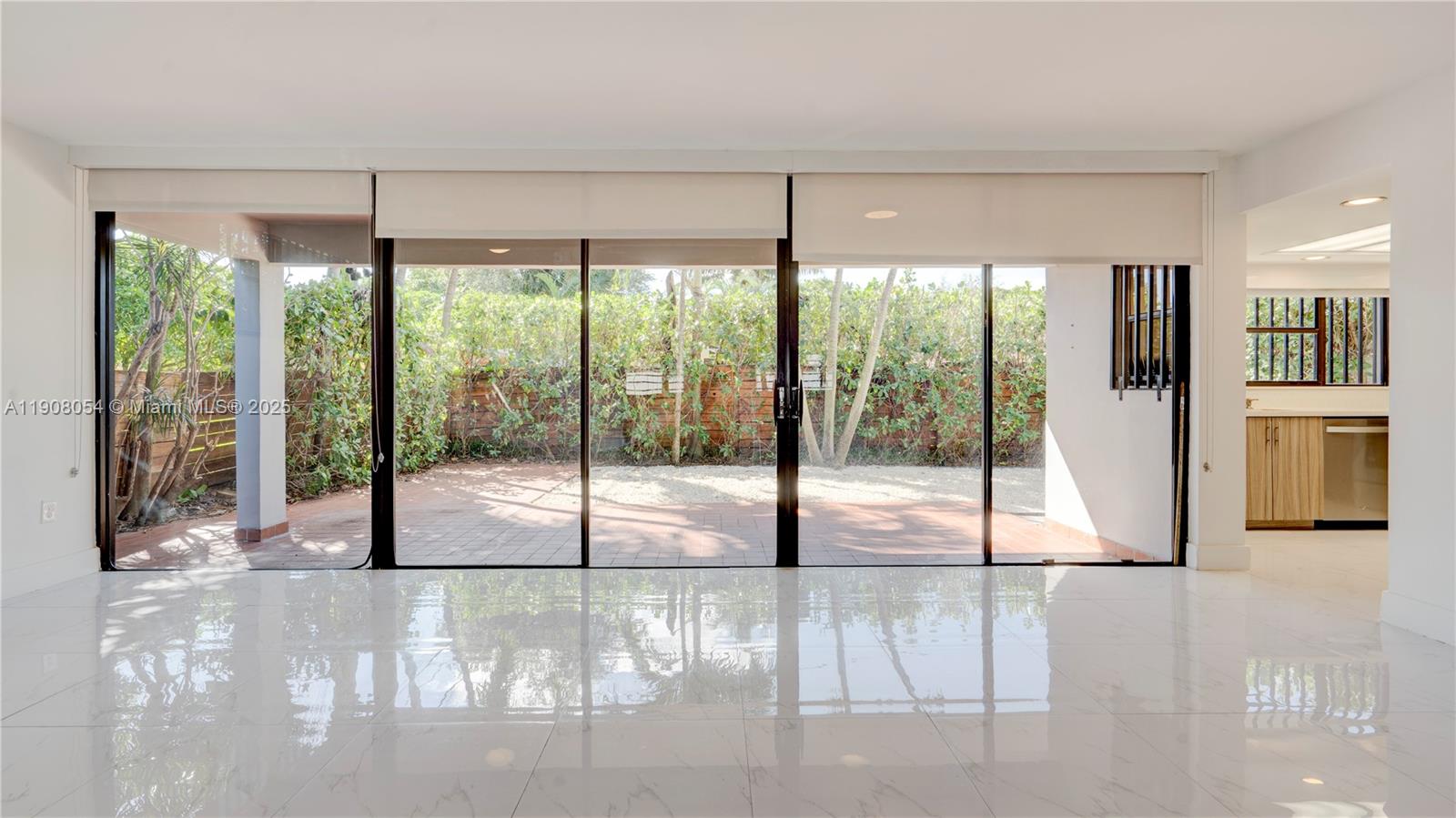 WINONA PARK - Residential Lease