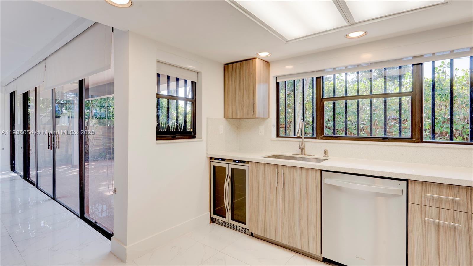 WINONA PARK - Residential Lease