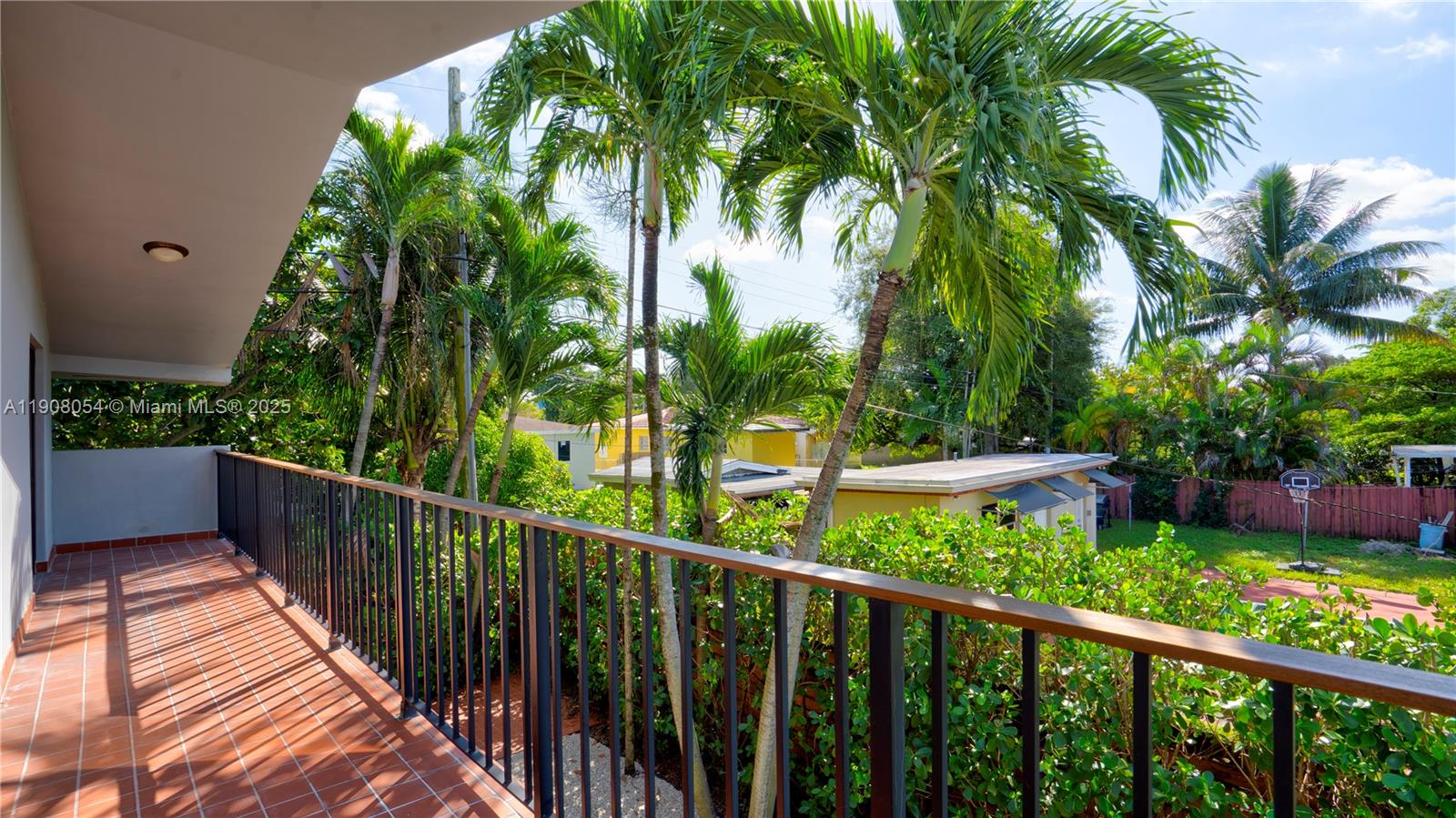 WINONA PARK - Residential Lease