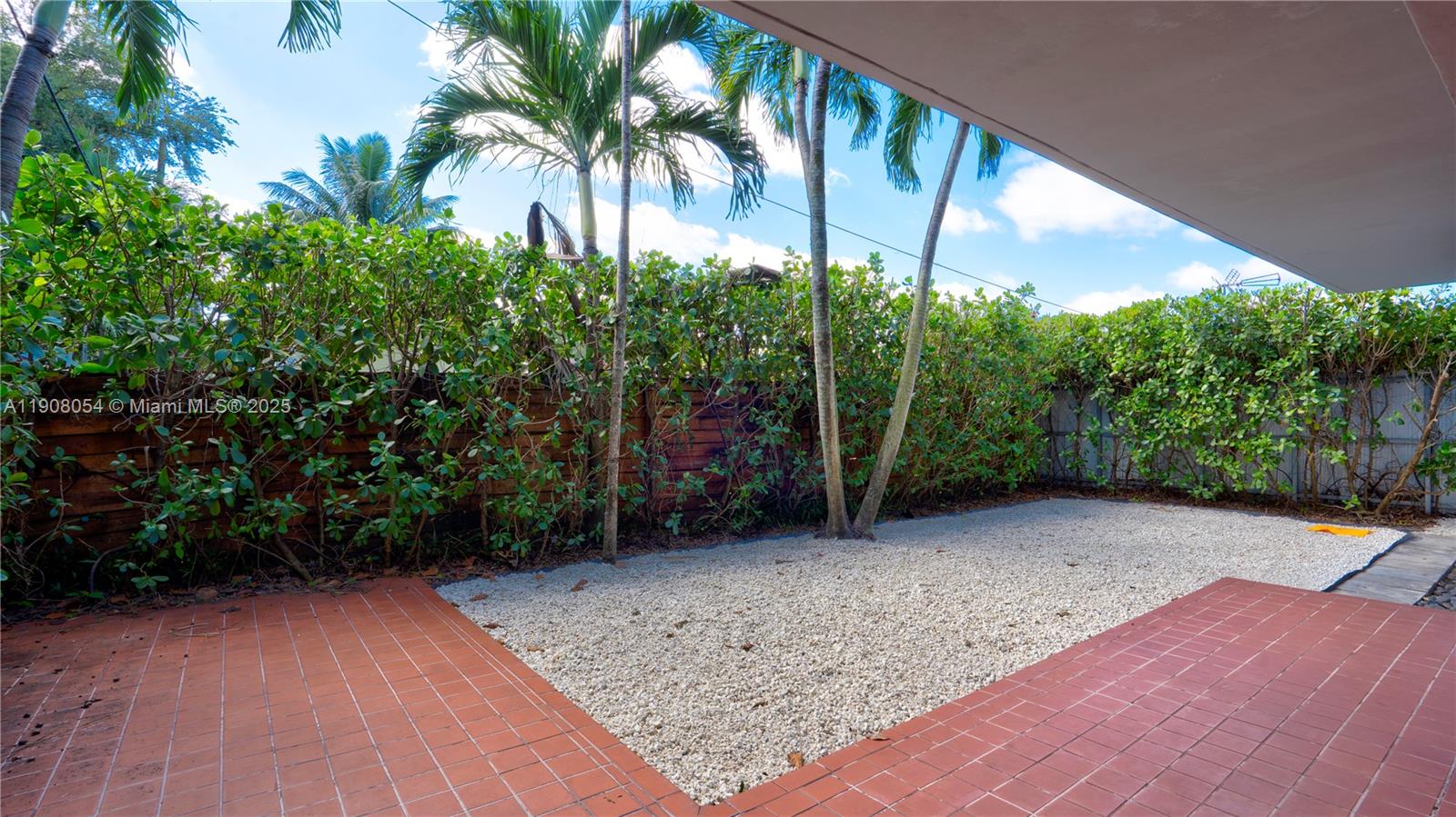 WINONA PARK - Residential Lease