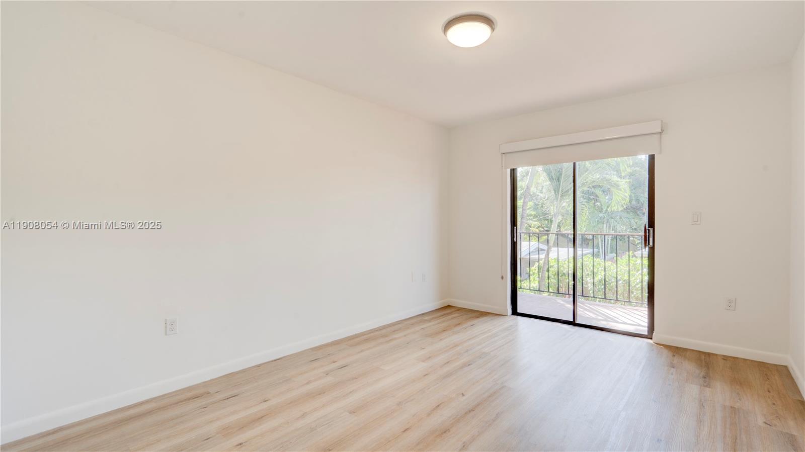 WINONA PARK - Residential Lease