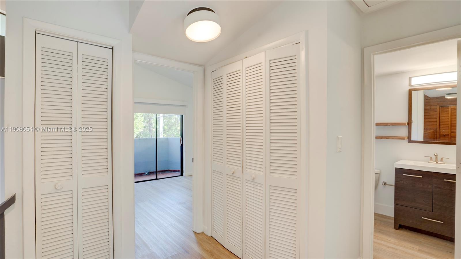 WINONA PARK - Residential Lease