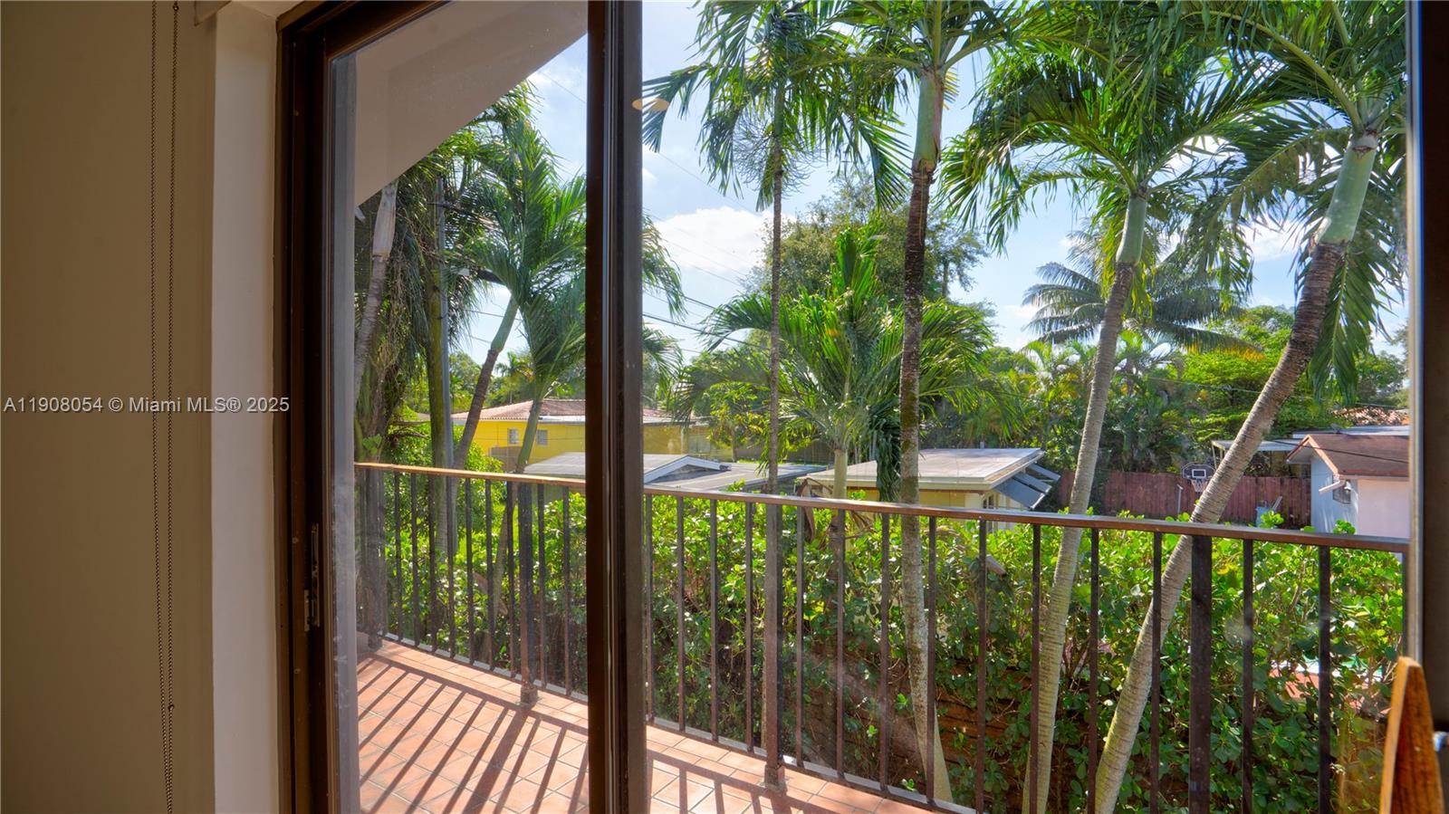 WINONA PARK - Residential Lease