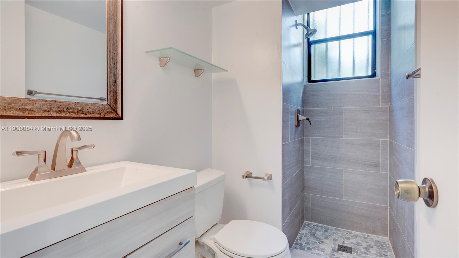 WINONA PARK - Residential Lease