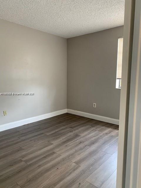 LAKESHORE CONDO #5 - Residential
