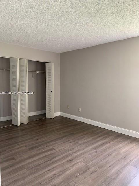 LAKESHORE CONDO #5 - Residential