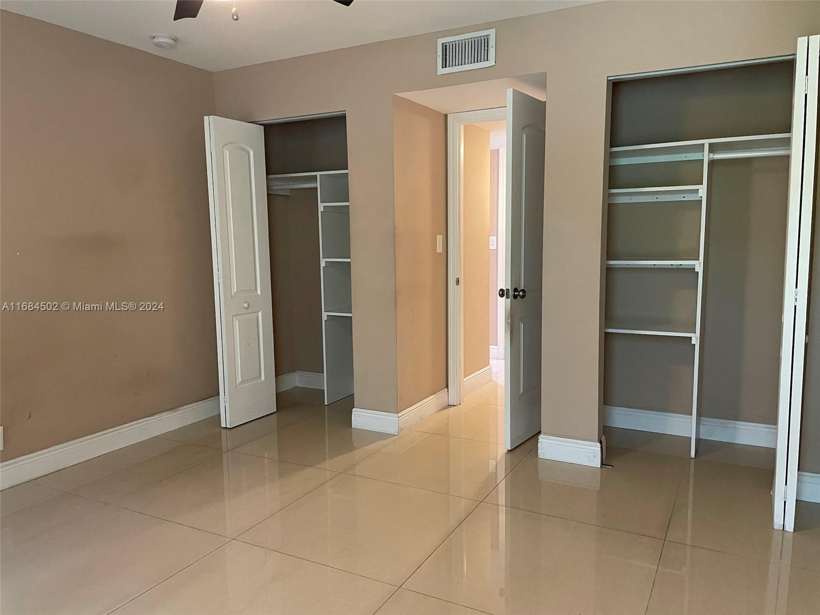 TOWN SQUARE CONDO - Residential