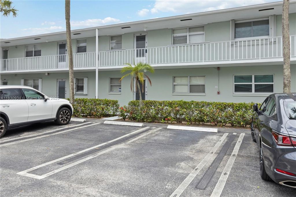 Photo of 2340 SW 22nd Ave #316, Delray Beach, FL 33445 (MLS # A11830934)