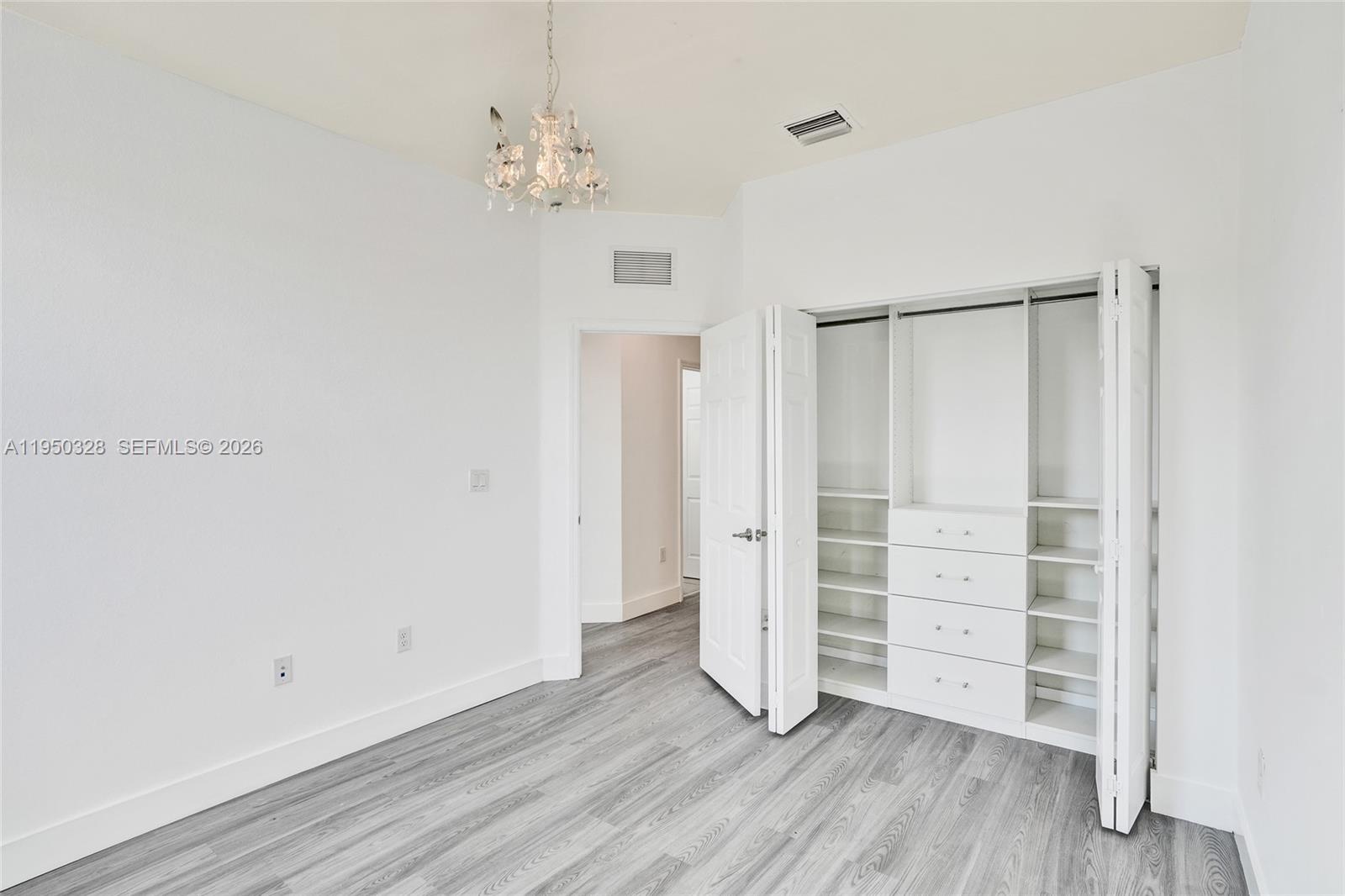 COCO PALM ESTATES - Residential