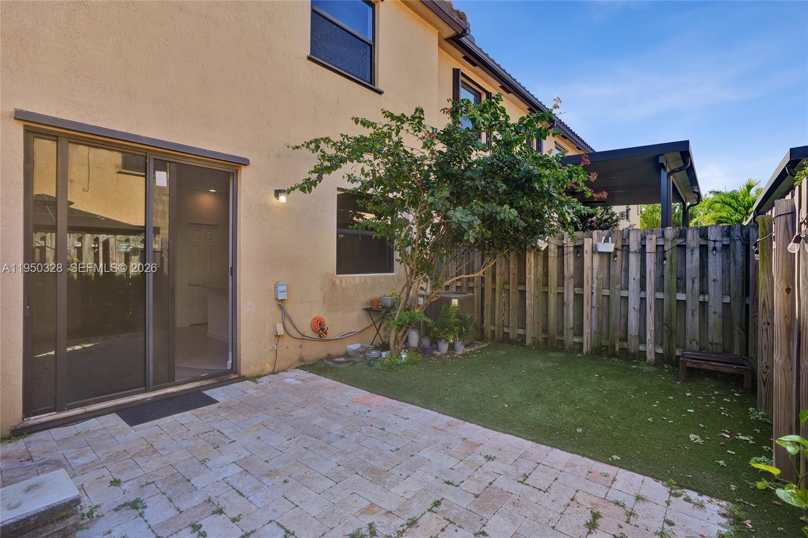 COCO PALM ESTATES - Residential