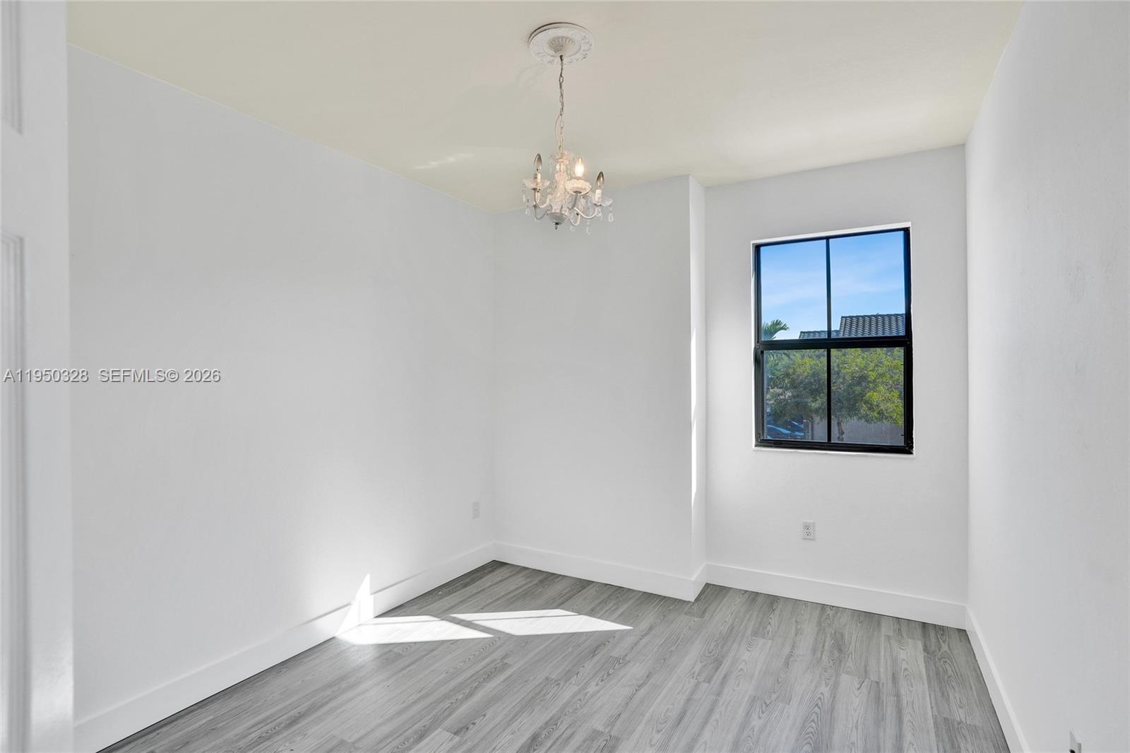 COCO PALM ESTATES - Residential