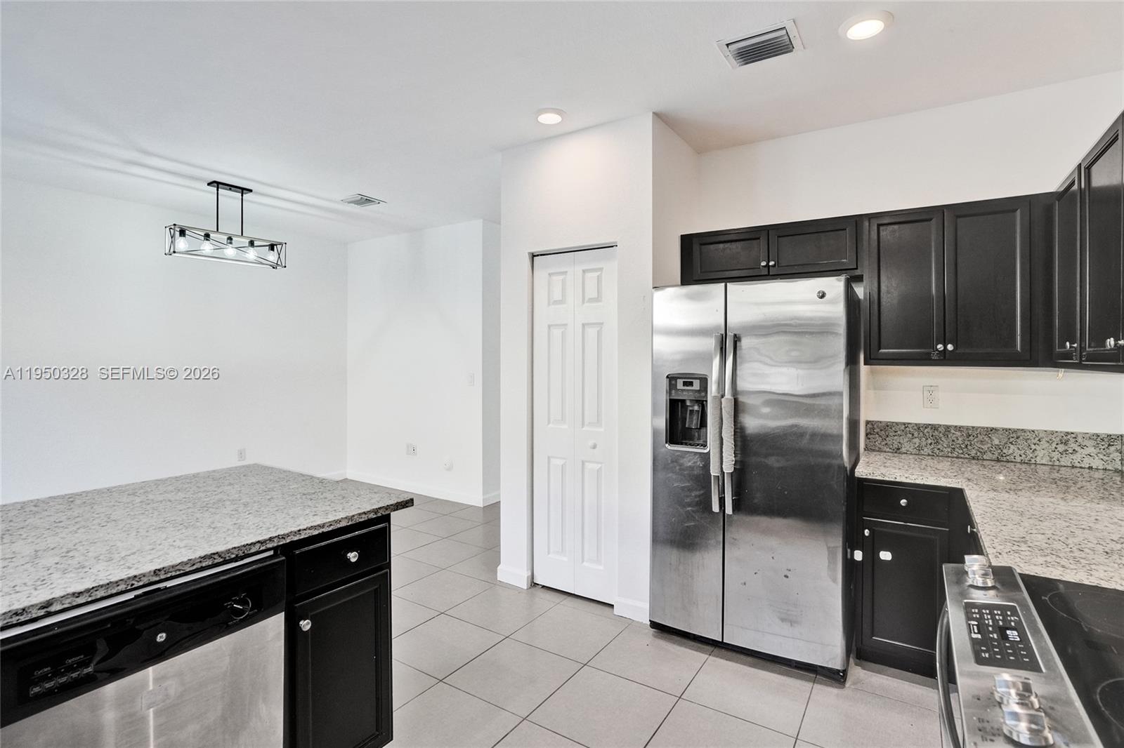 COCO PALM ESTATES - Residential