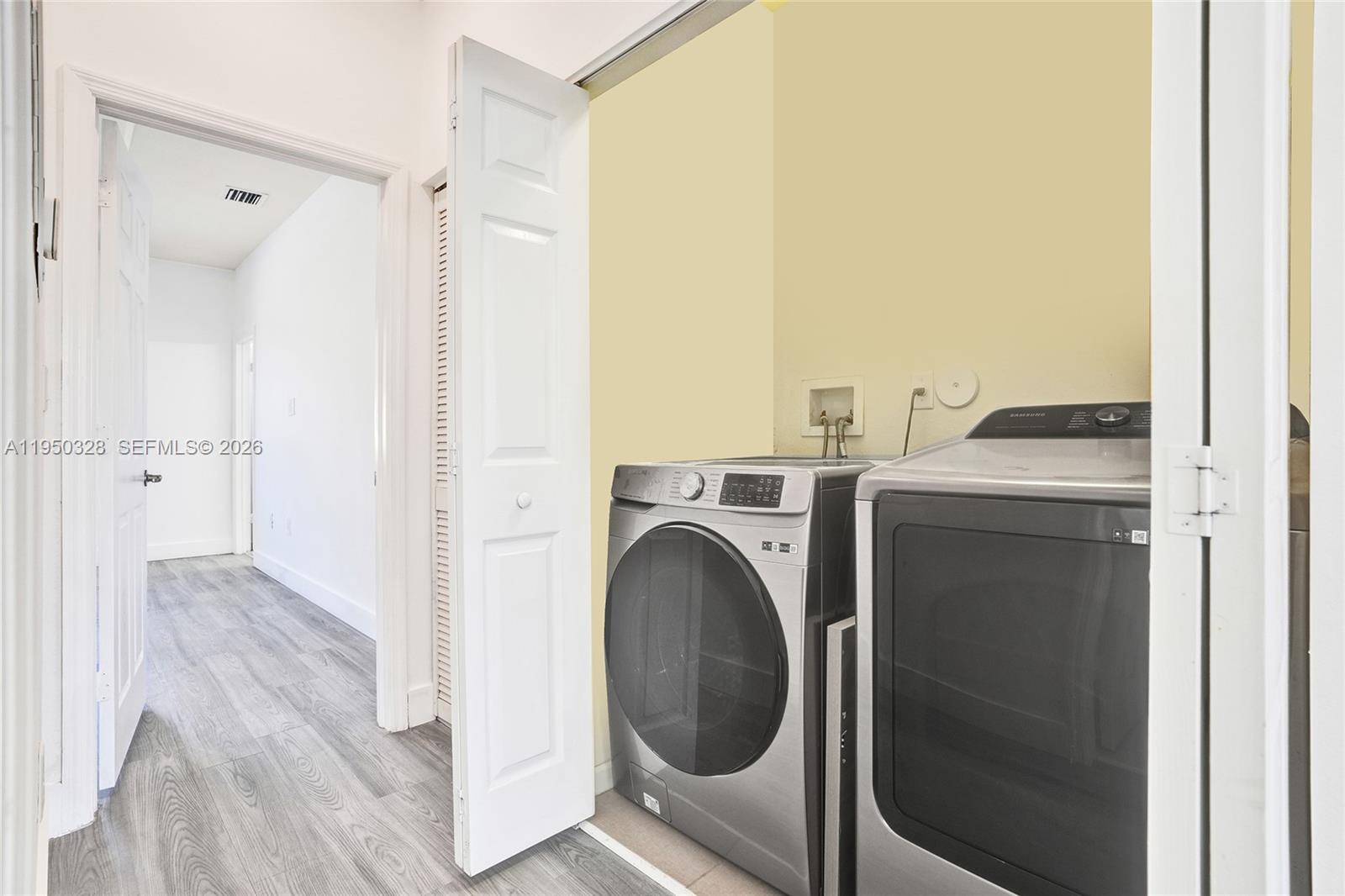 COCO PALM ESTATES - Residential