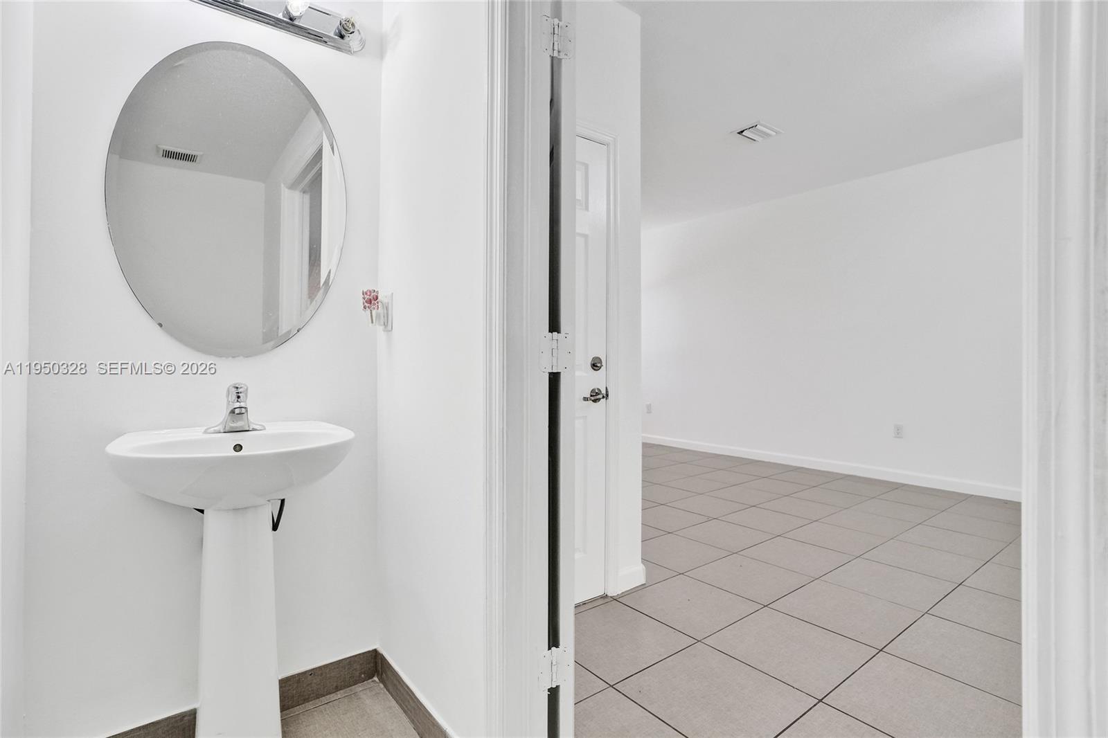 COCO PALM ESTATES - Residential