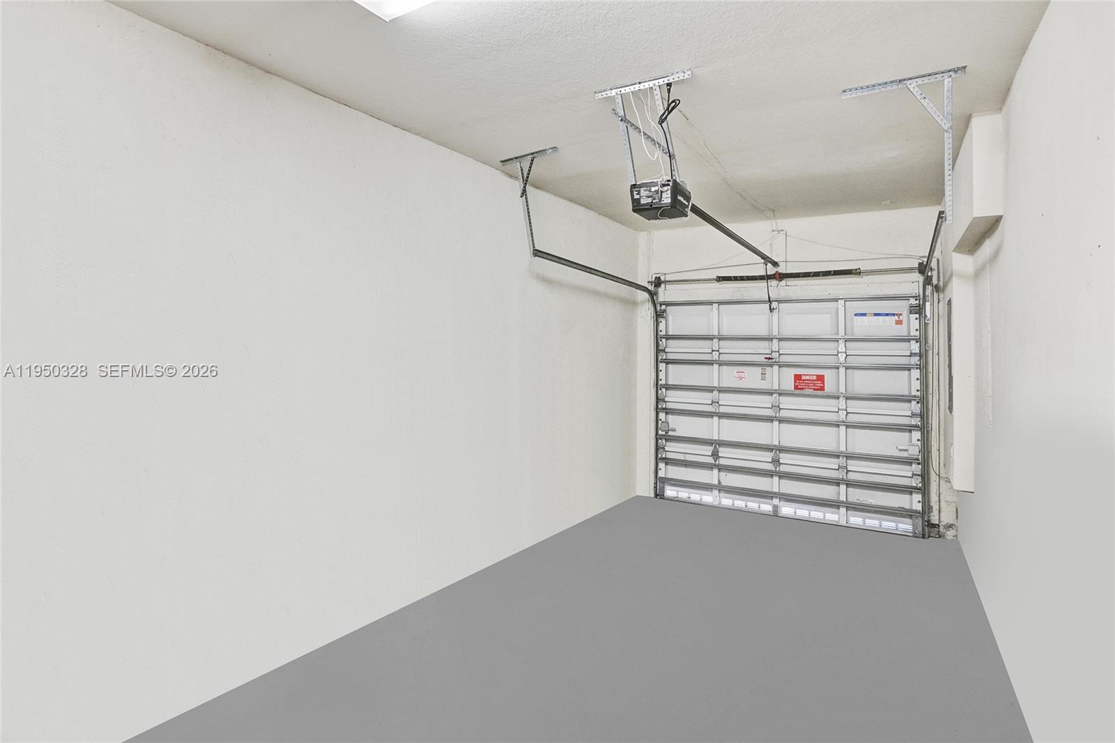 COCO PALM ESTATES - Residential