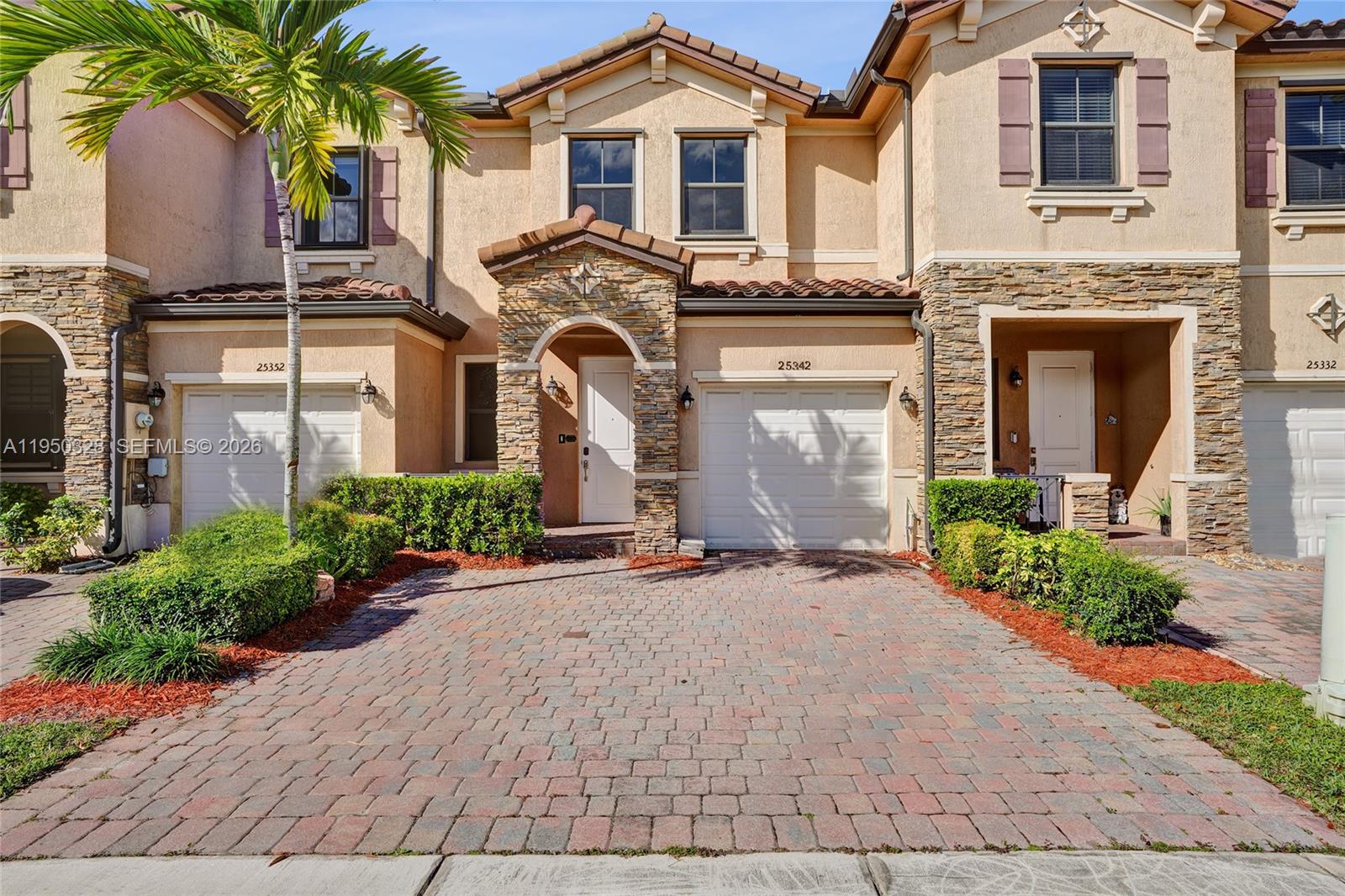 COCO PALM ESTATES - Residential