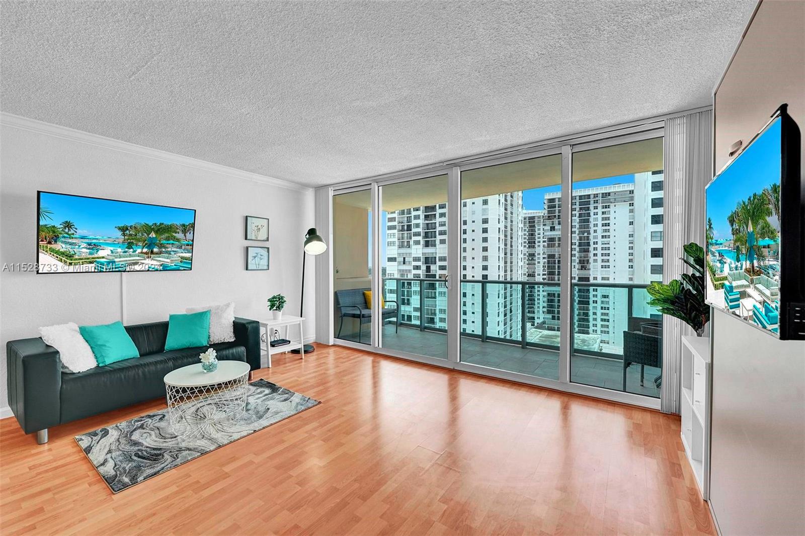 WAVE CONDO - Residential Lease