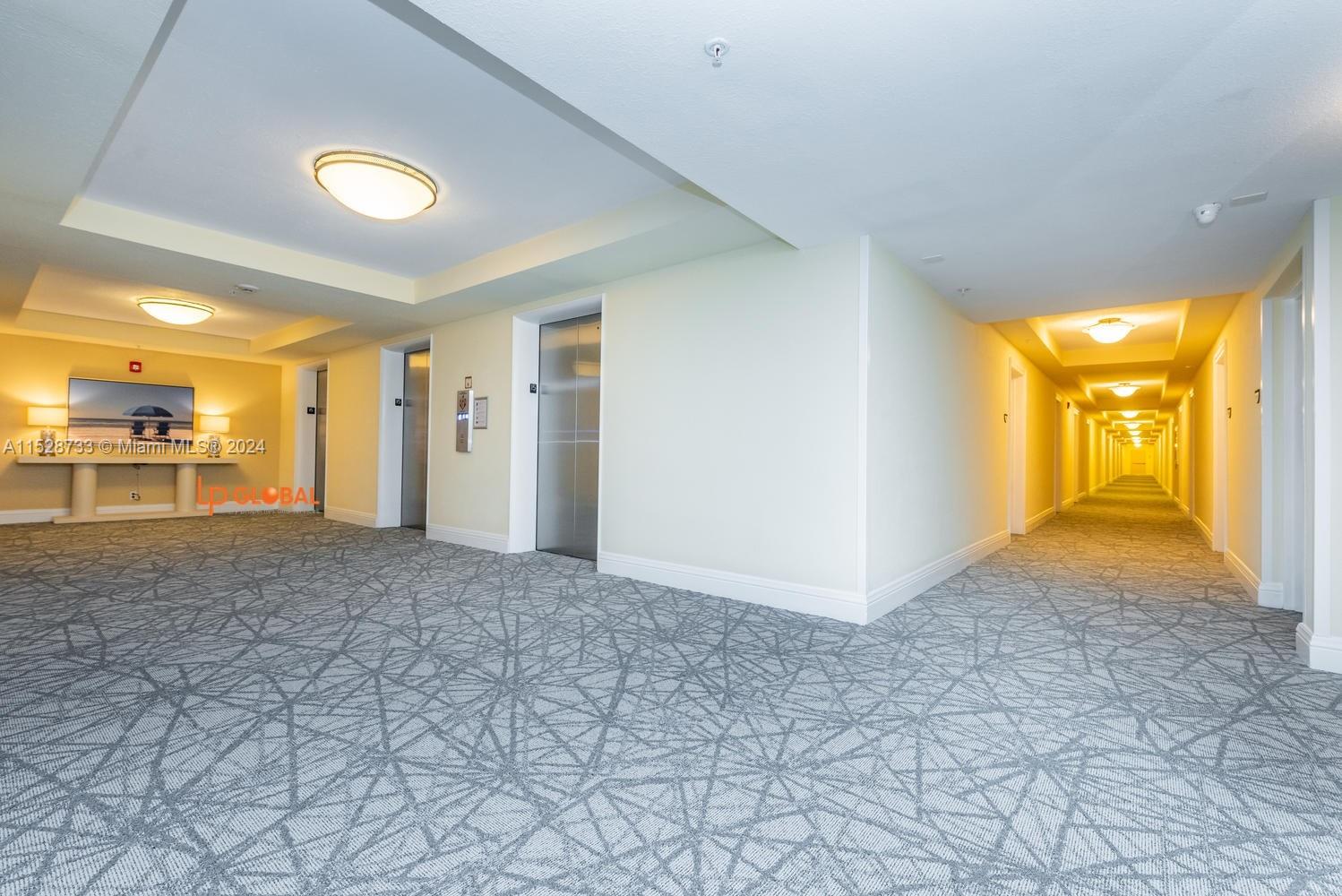WAVE CONDO - Residential Lease
