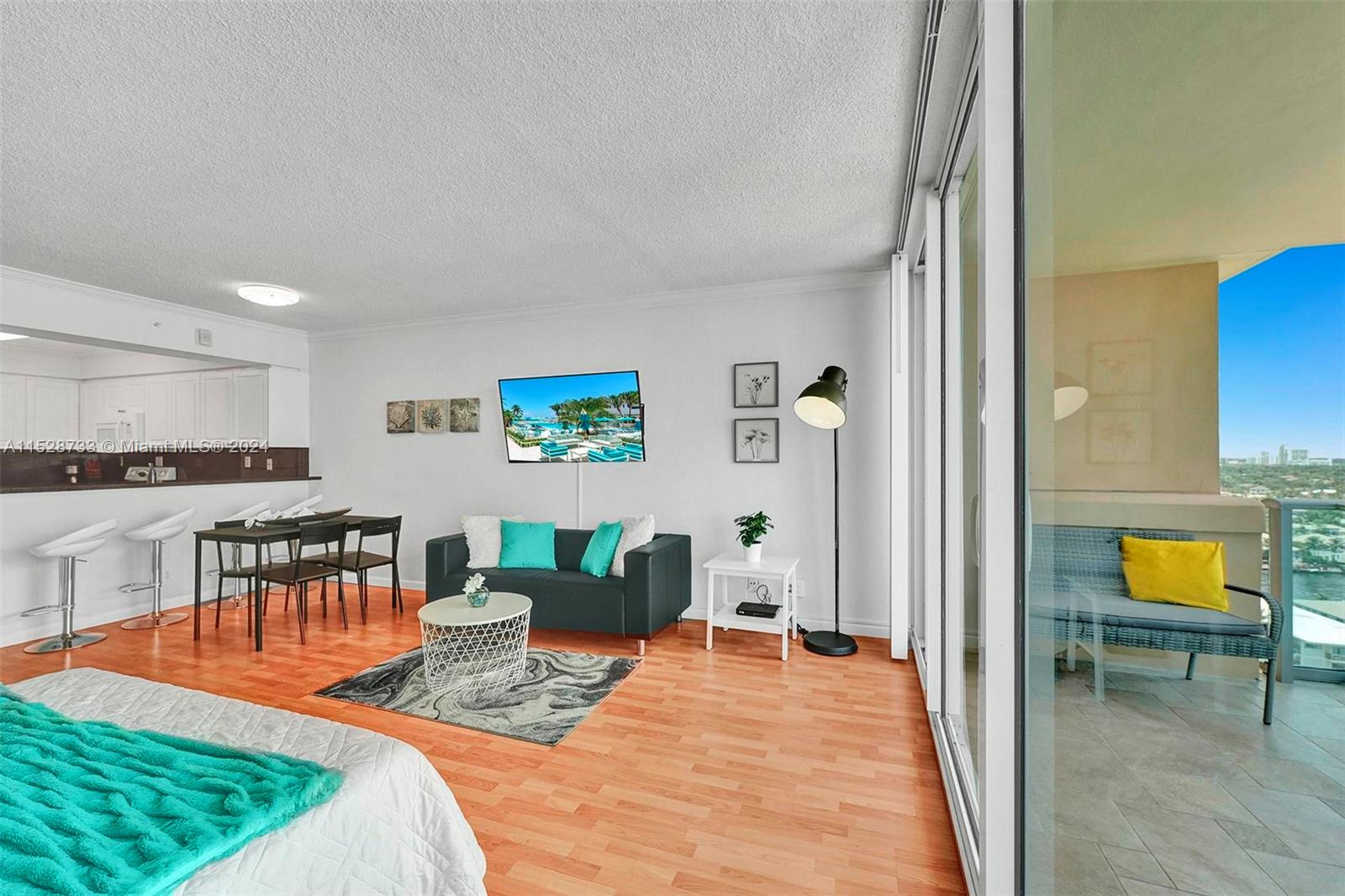 WAVE CONDO - Residential Lease