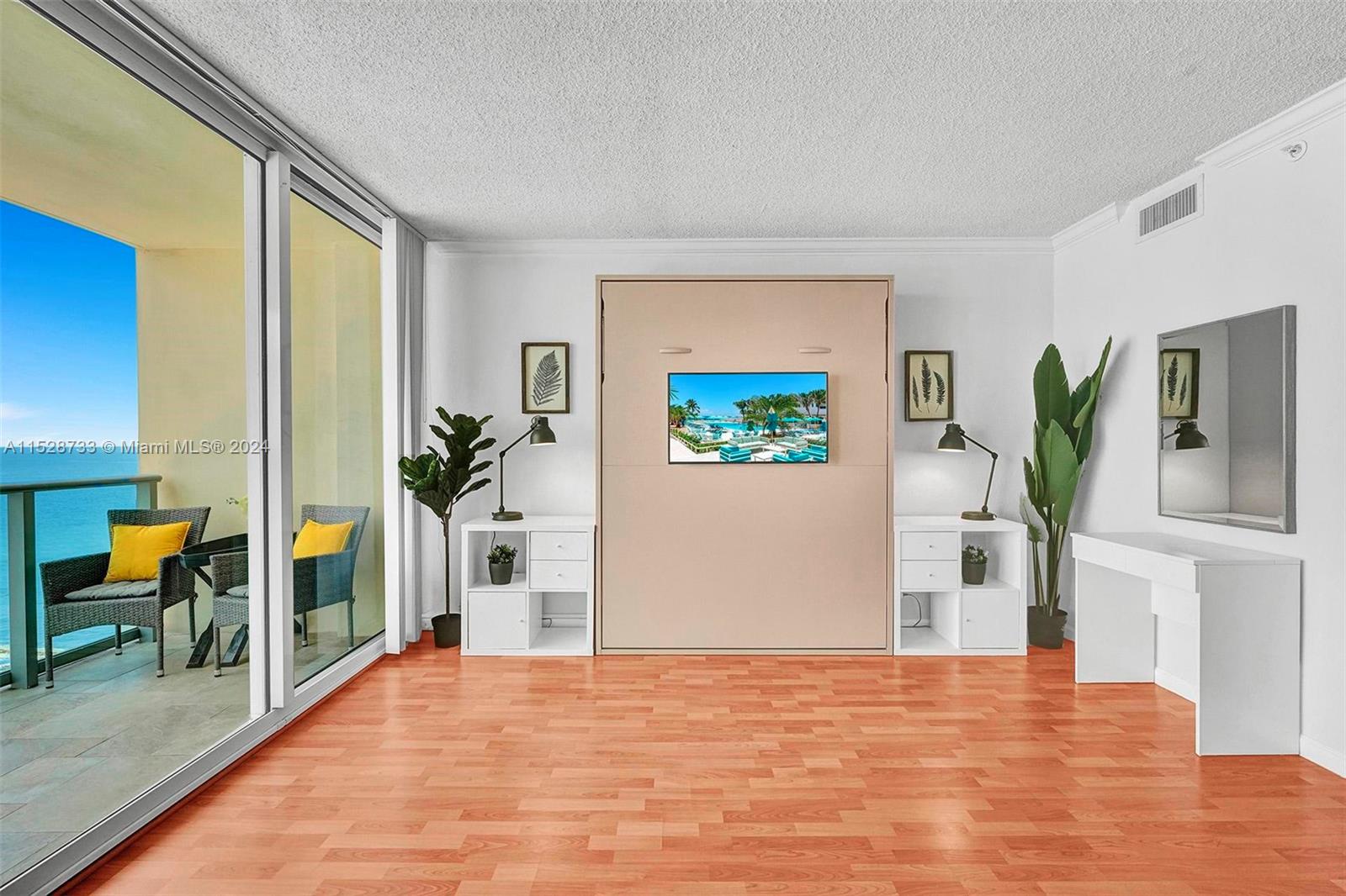 WAVE CONDO - Residential Lease