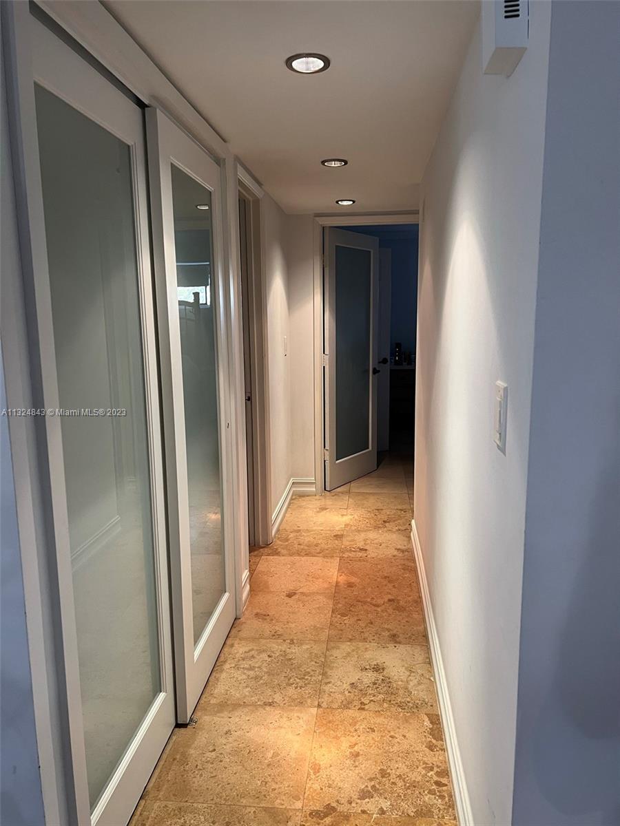 OAKLAND FOREST CLUB CONDO - Residential Lease