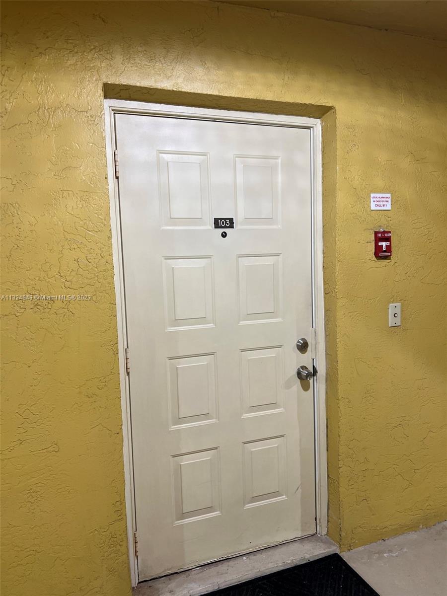 OAKLAND FOREST CLUB CONDO - Residential Lease