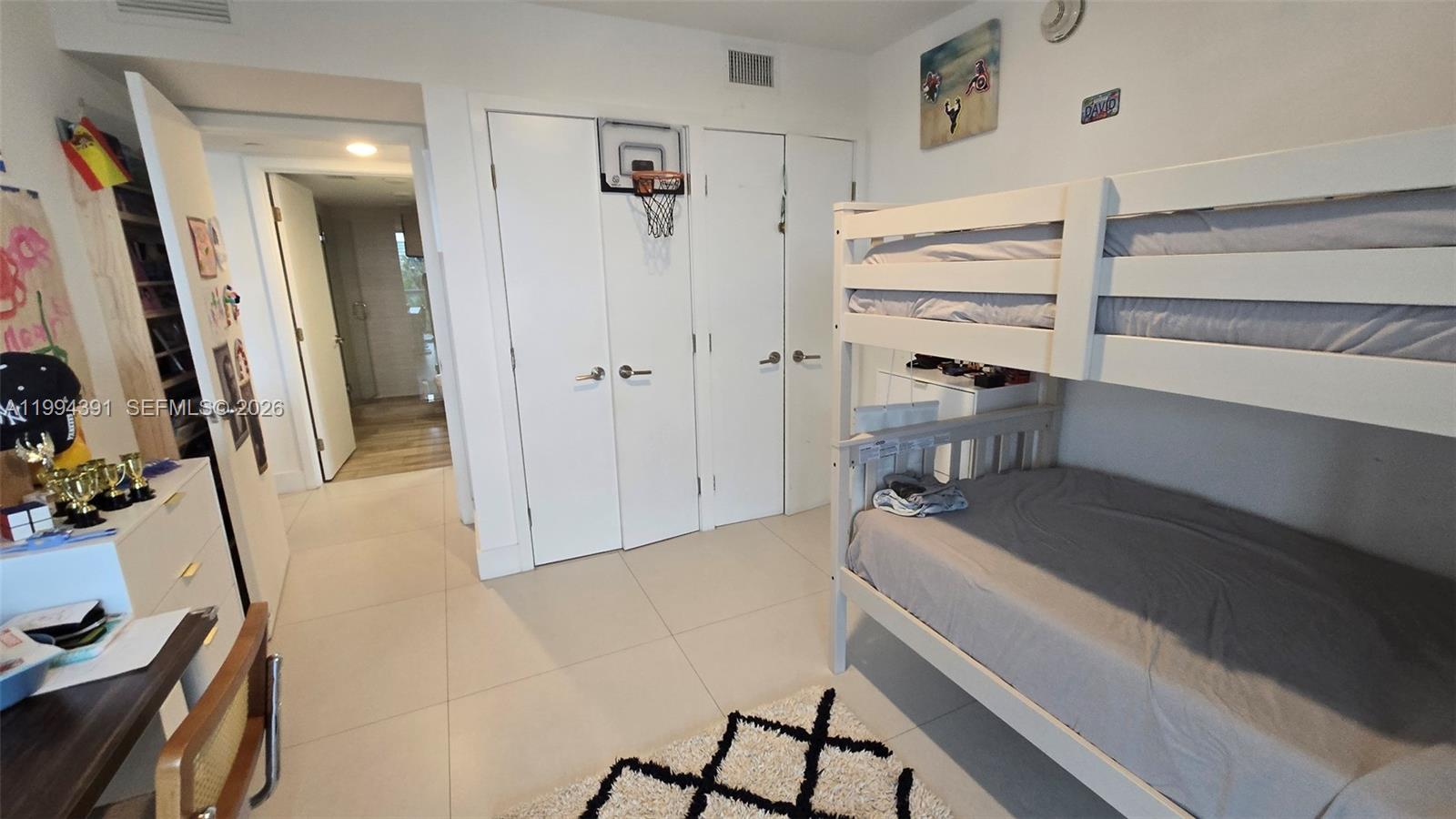 THE IVORY RESIDENCE CONDO - Residential Lease