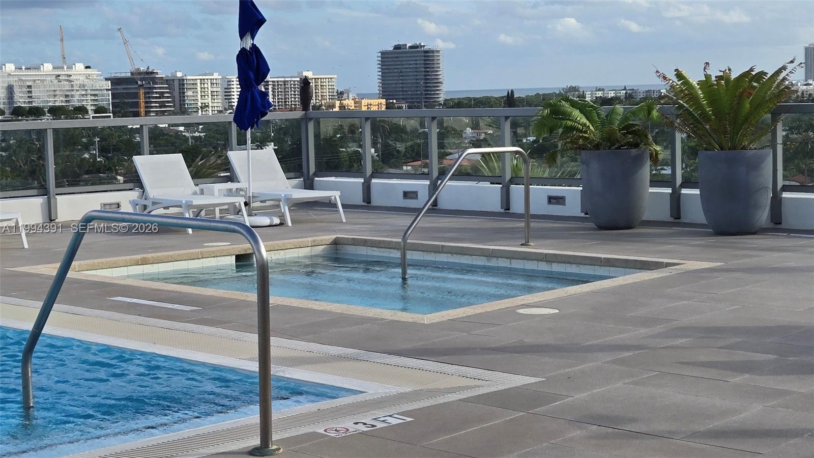 THE IVORY RESIDENCE CONDO - Residential Lease