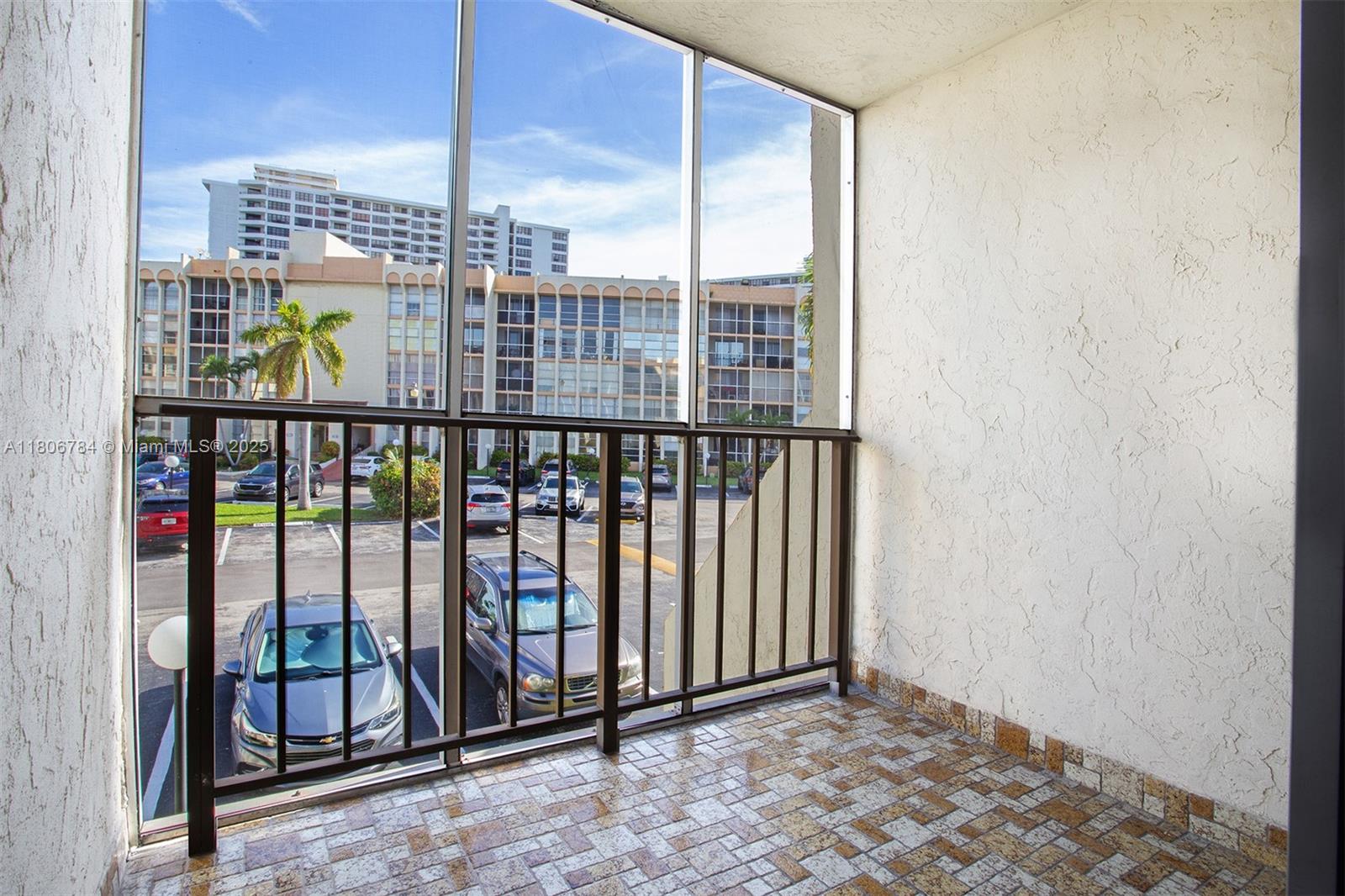 DESOTO PARK CONDO - Residential Lease