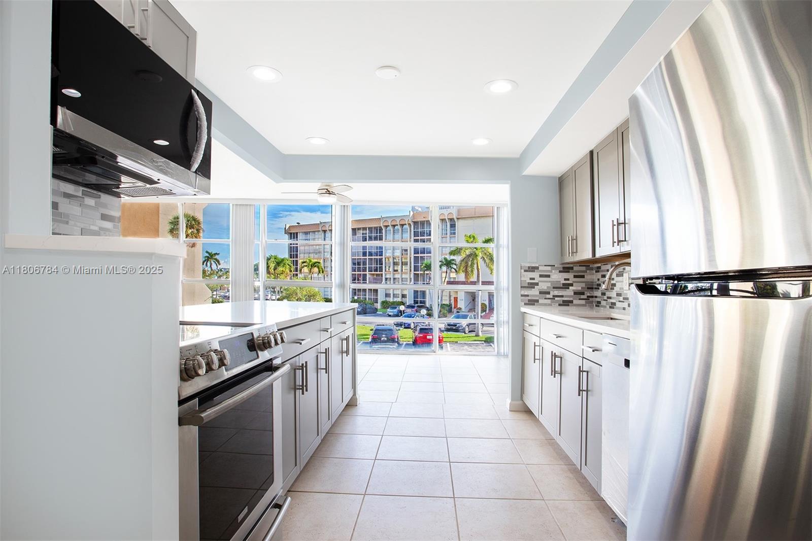 DESOTO PARK CONDO - Residential Lease