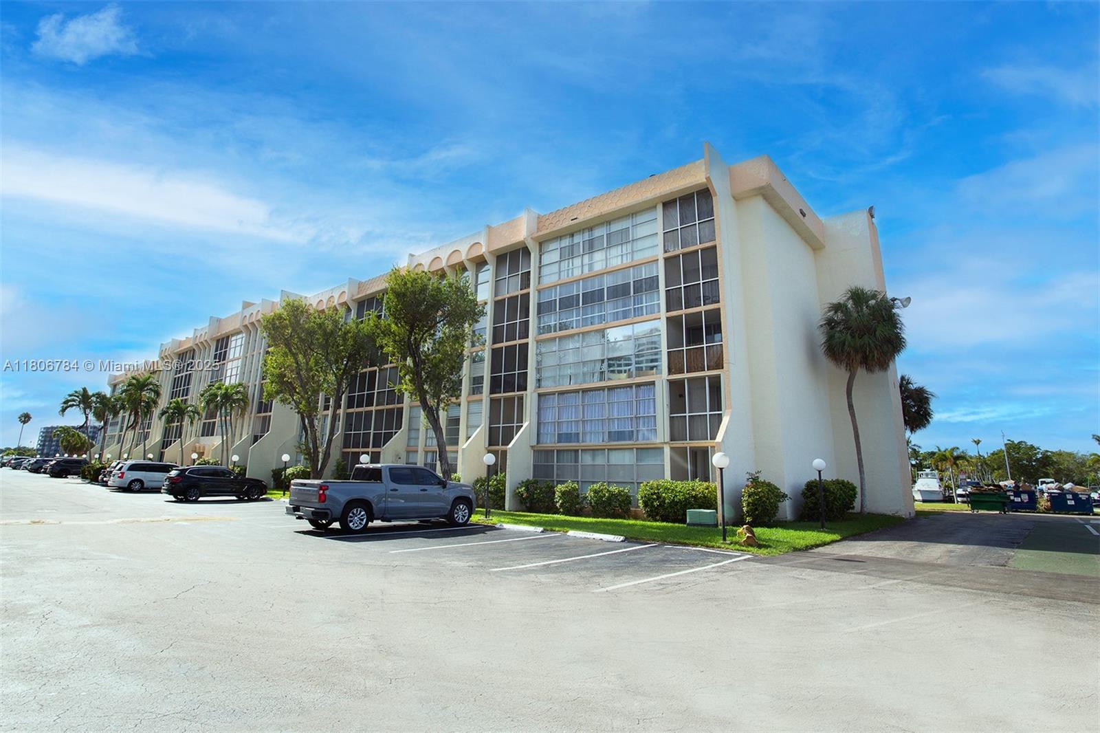 DESOTO PARK CONDO - Residential Lease