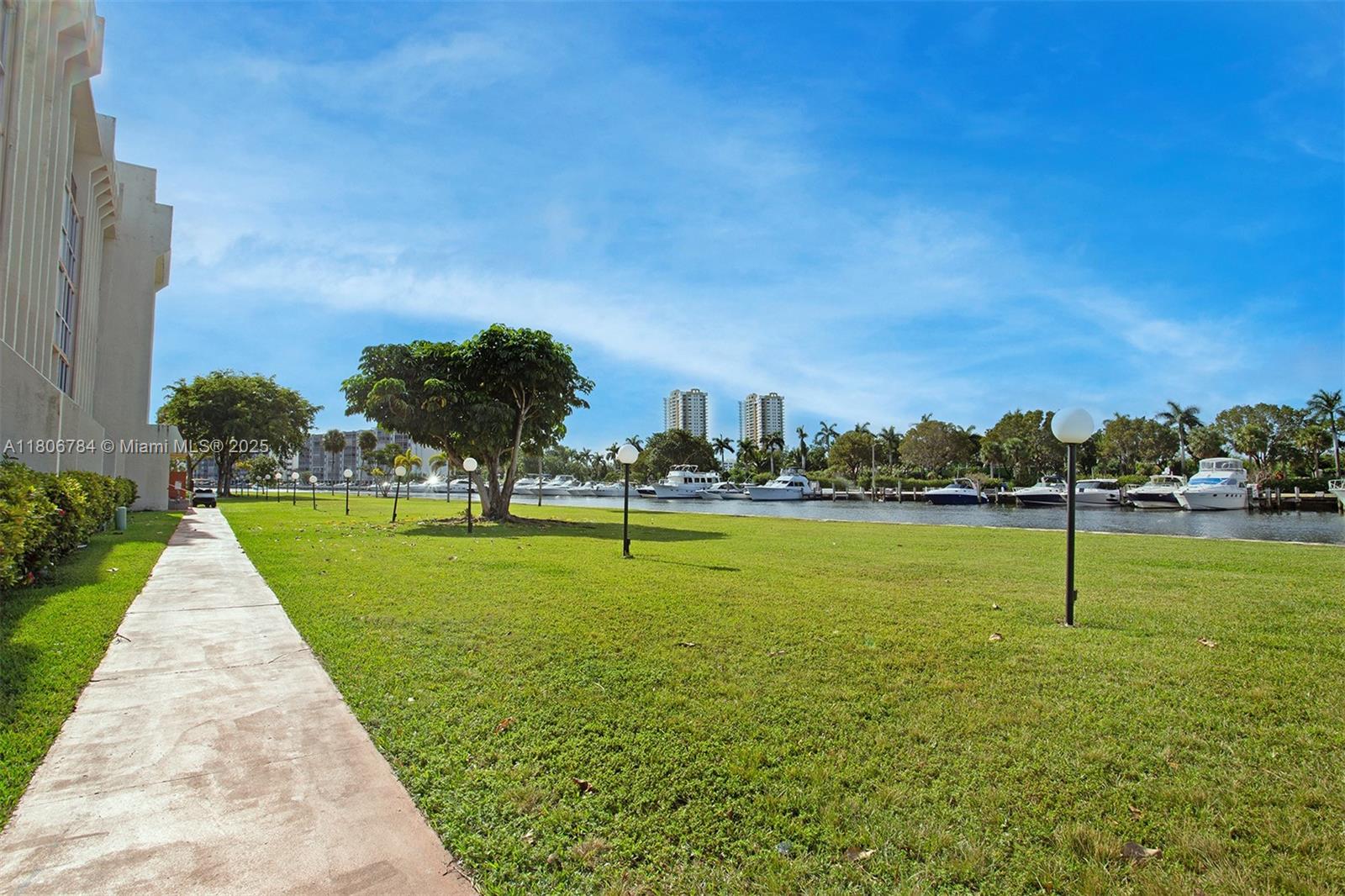 DESOTO PARK CONDO - Residential Lease
