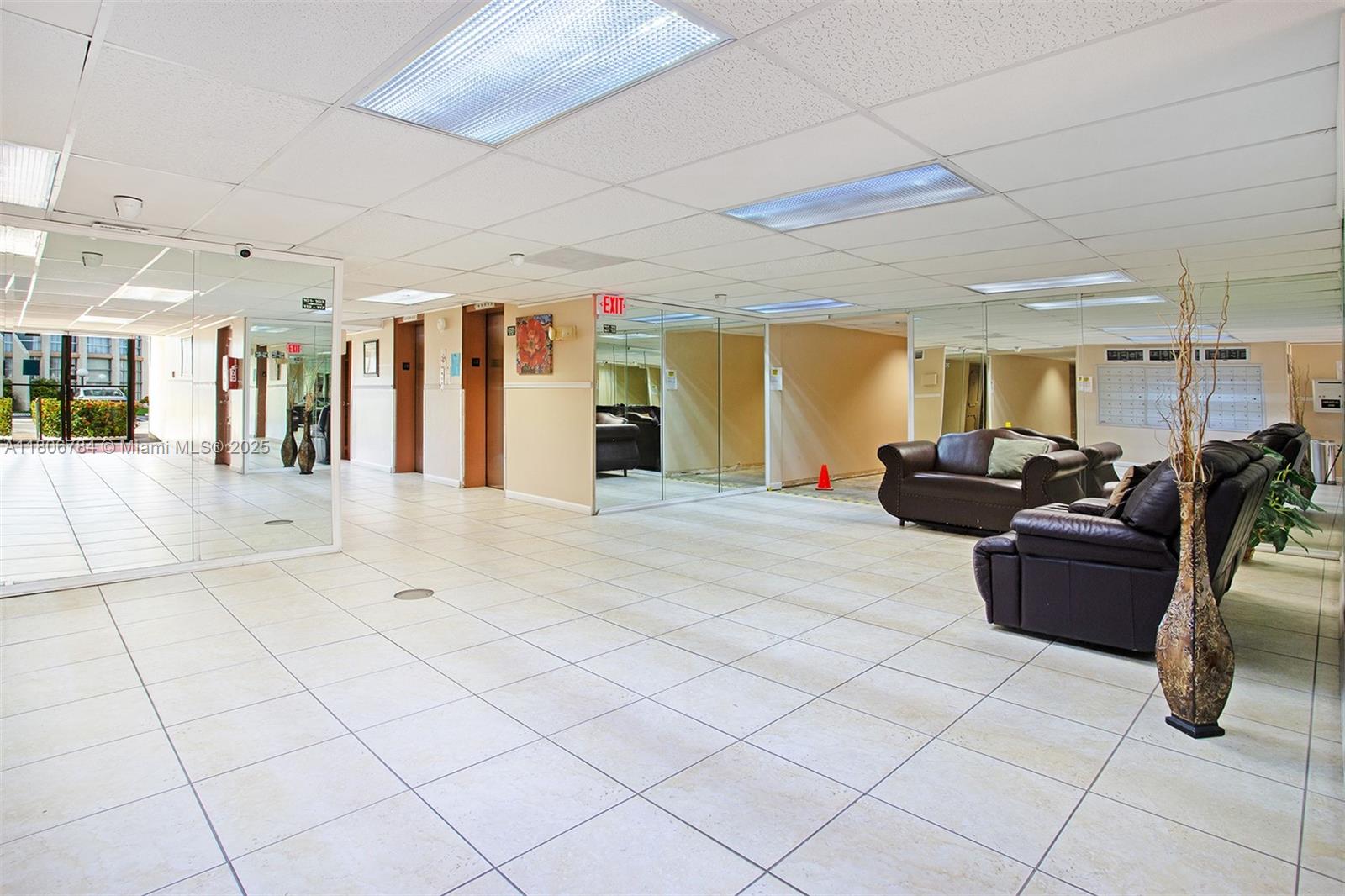 DESOTO PARK CONDO - Residential Lease