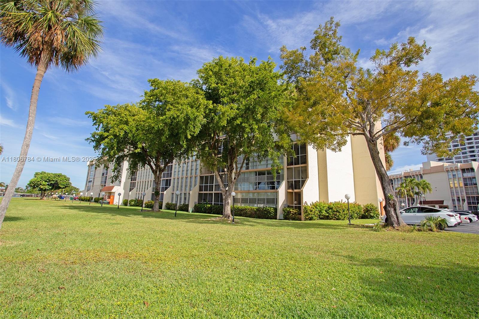 DESOTO PARK CONDO - Residential Lease