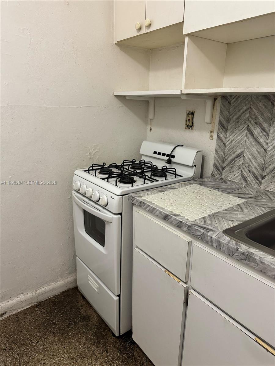 ALLAPATTAH HIGHLANDS ADDN - Residential Lease