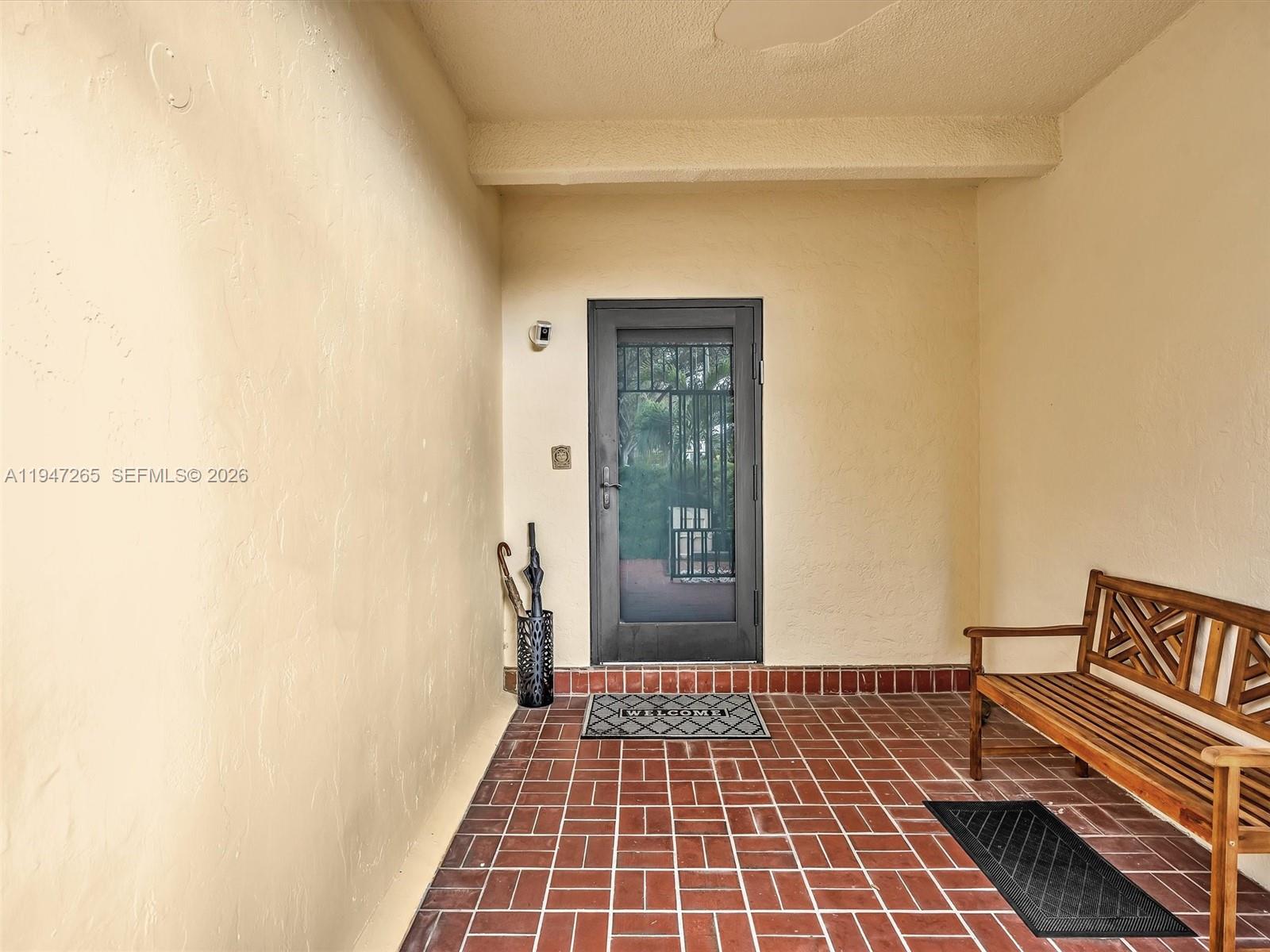 SUNSET PARK LAKE VILLAS S - Residential