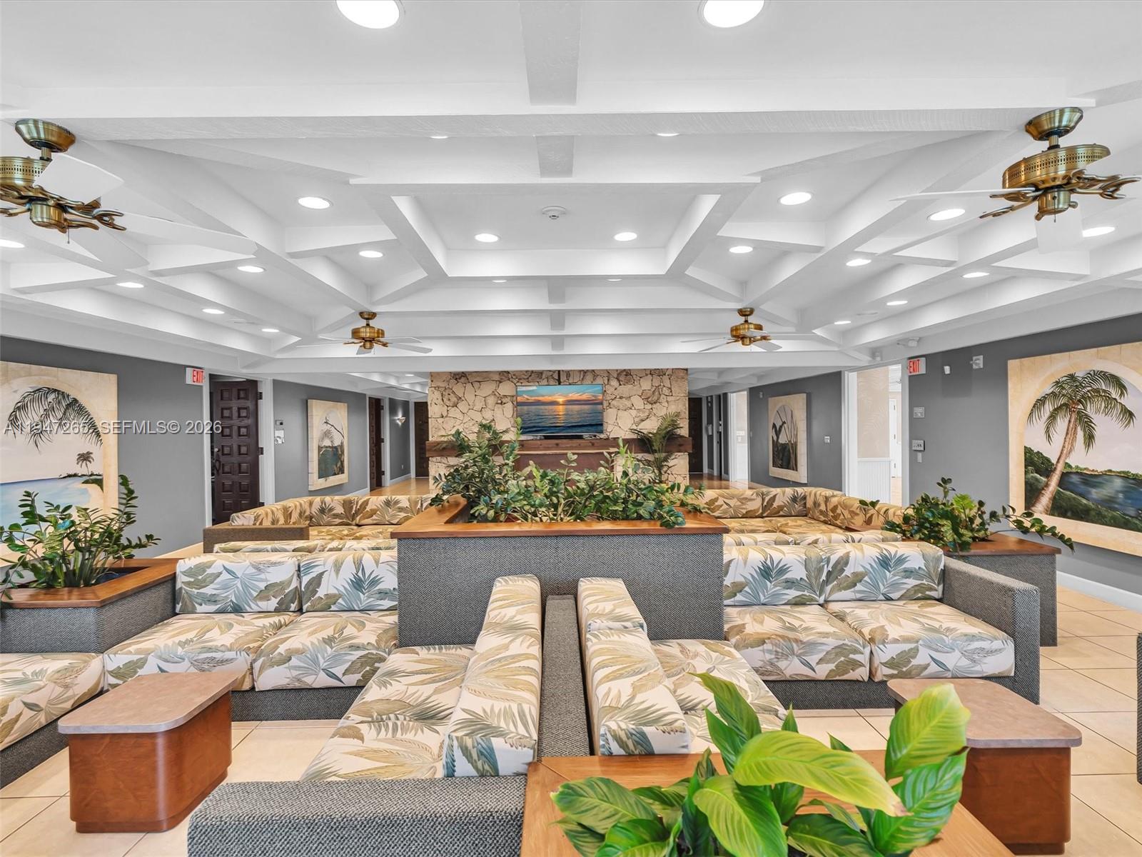 SUNSET PARK LAKE VILLAS S - Residential