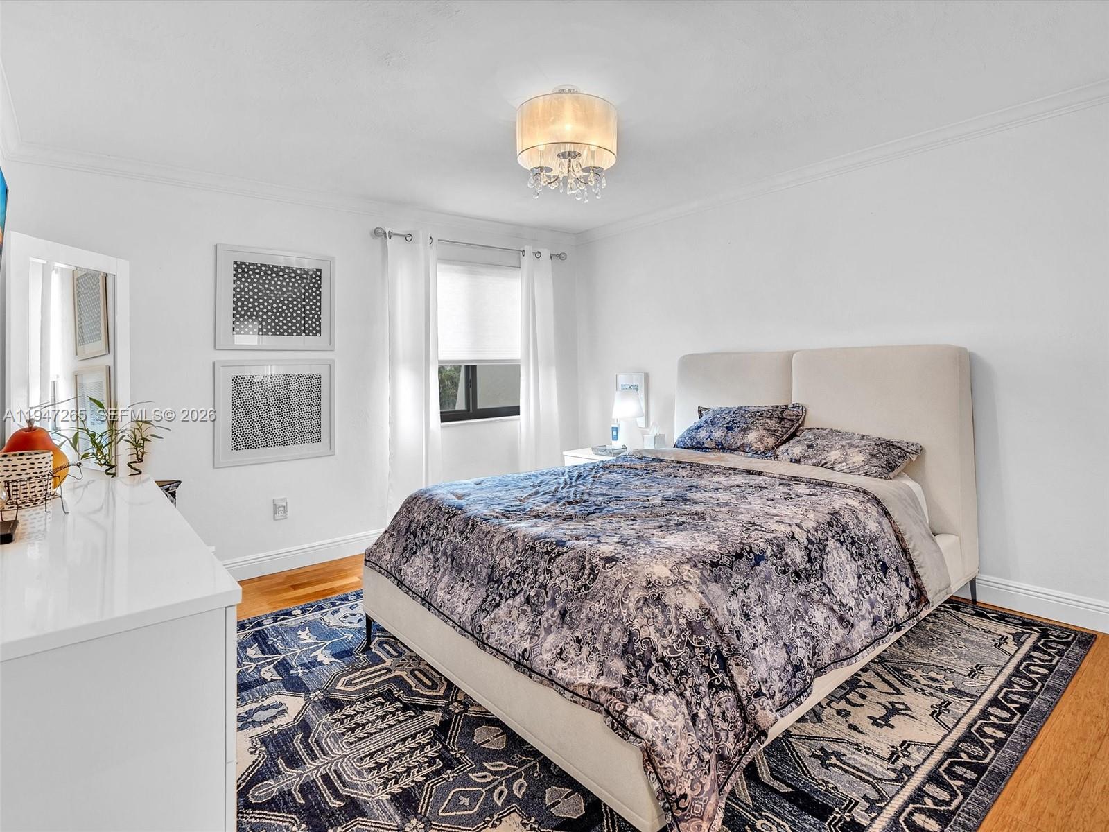 SUNSET PARK LAKE VILLAS S - Residential