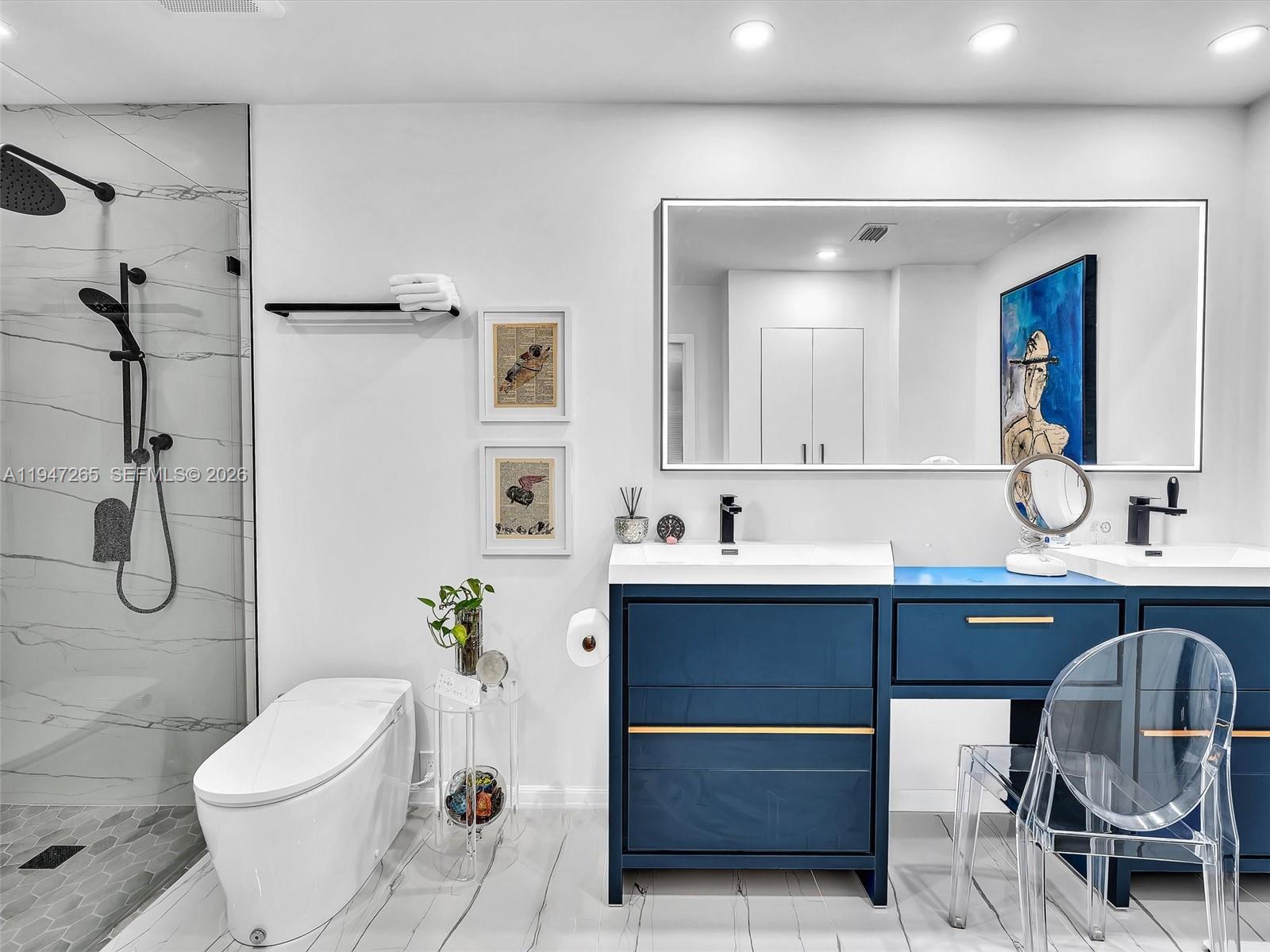 SUNSET PARK LAKE VILLAS S - Residential