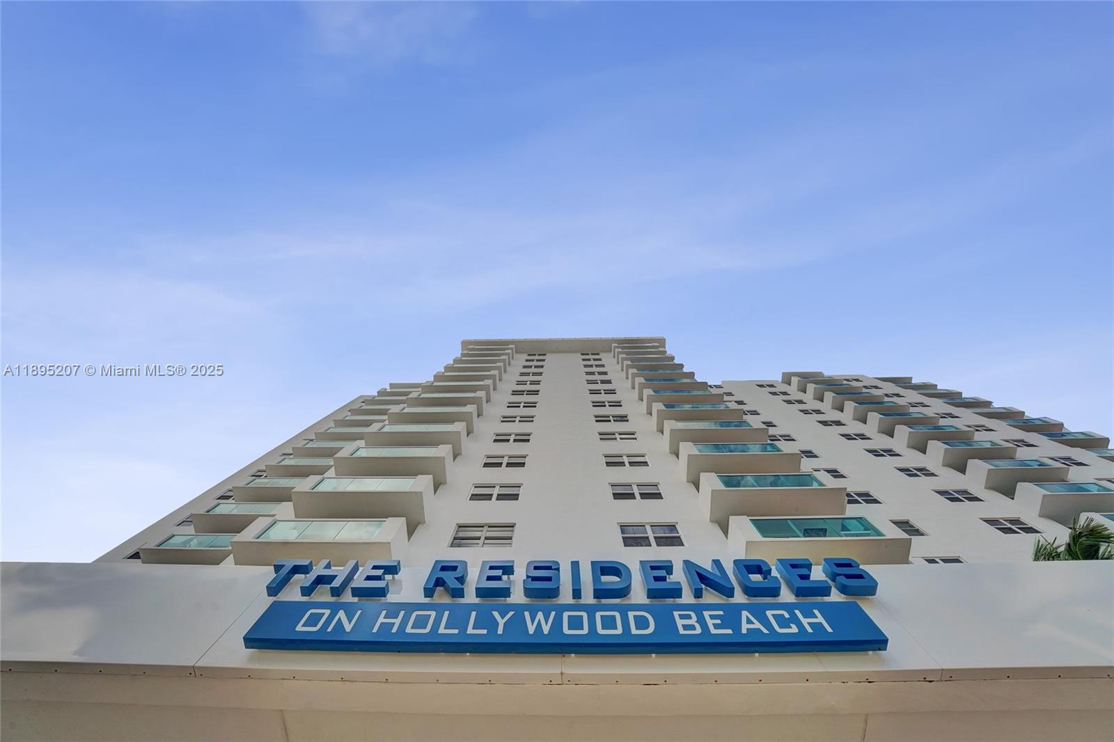 RESIDENCES ON HOLLYWOOD B - Residential