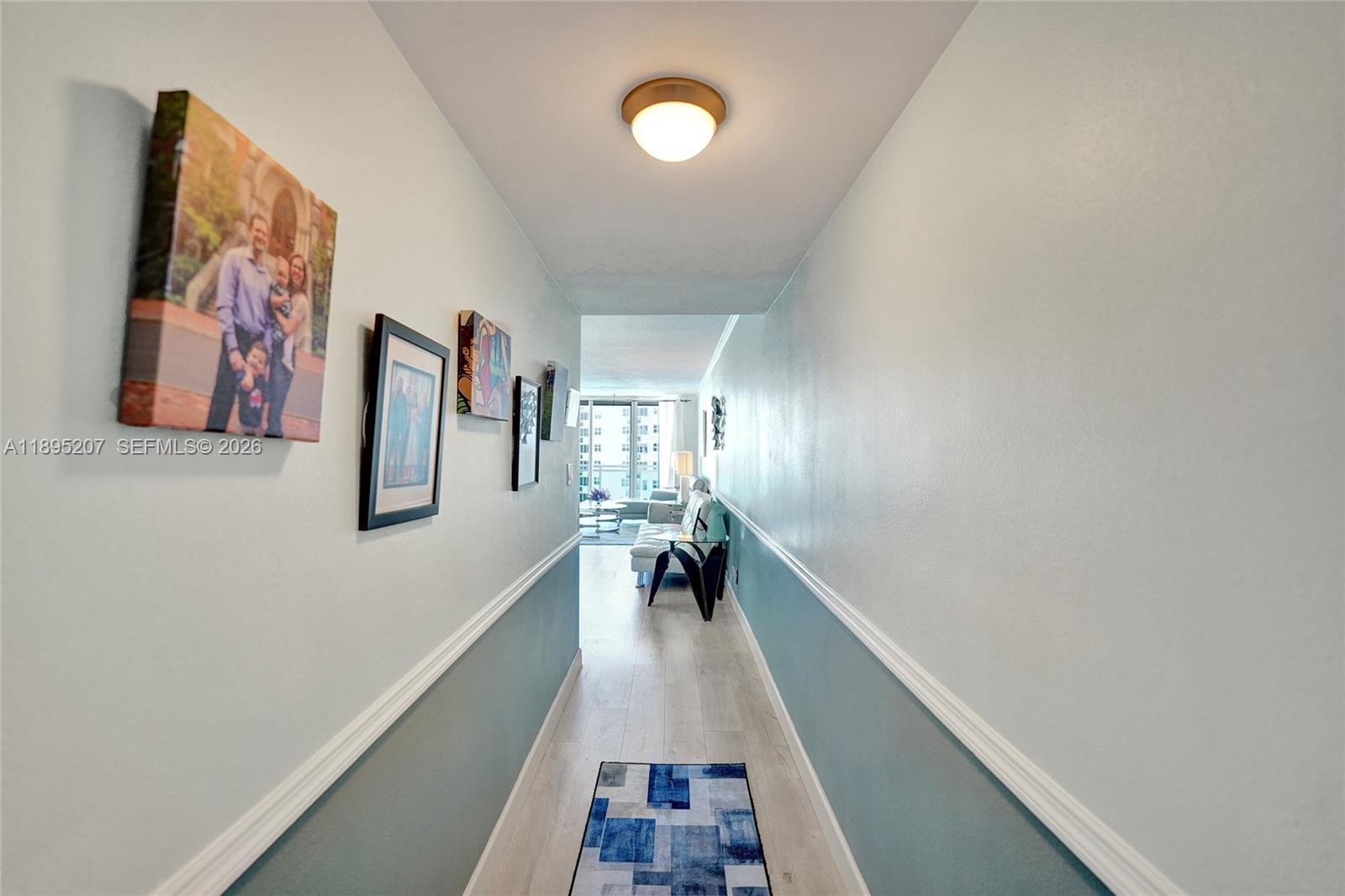 RESIDENCES ON HOLLYWOOD B - Residential