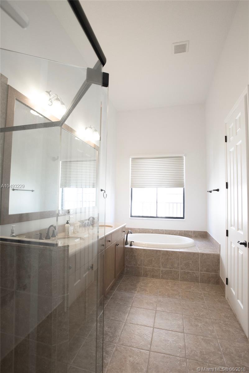 MONTERRA PLAT - Residential Lease