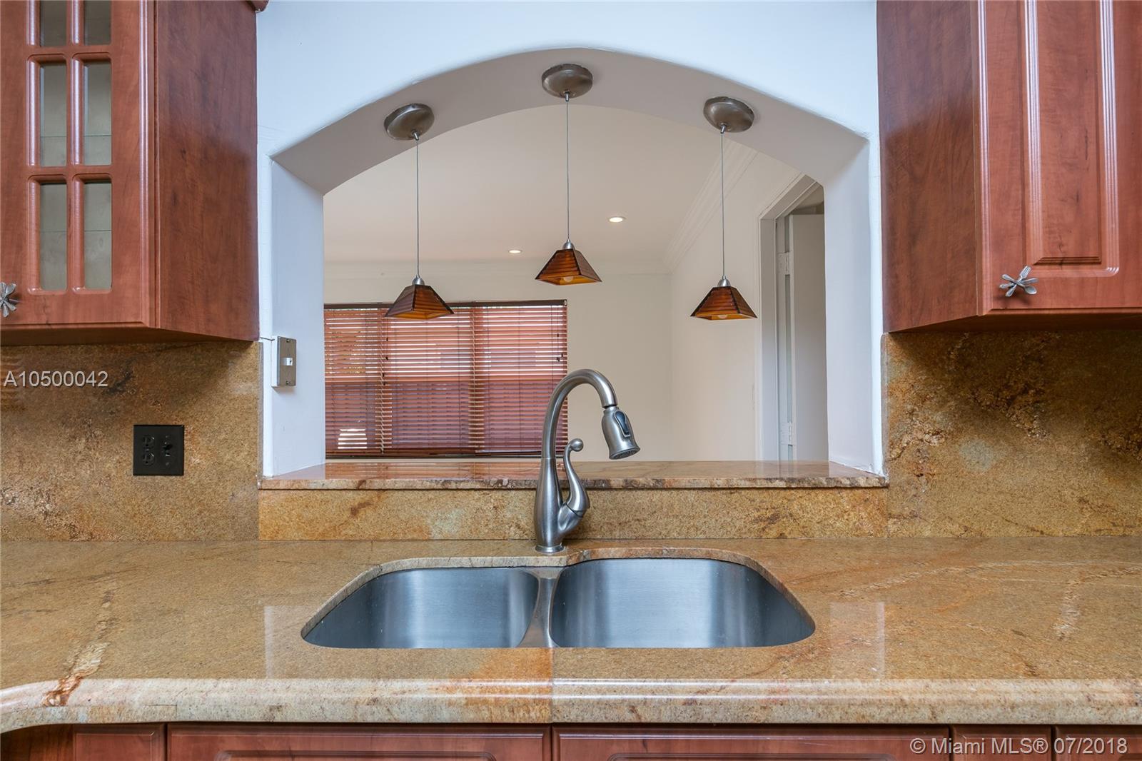 RIVIERA PARK - Residential