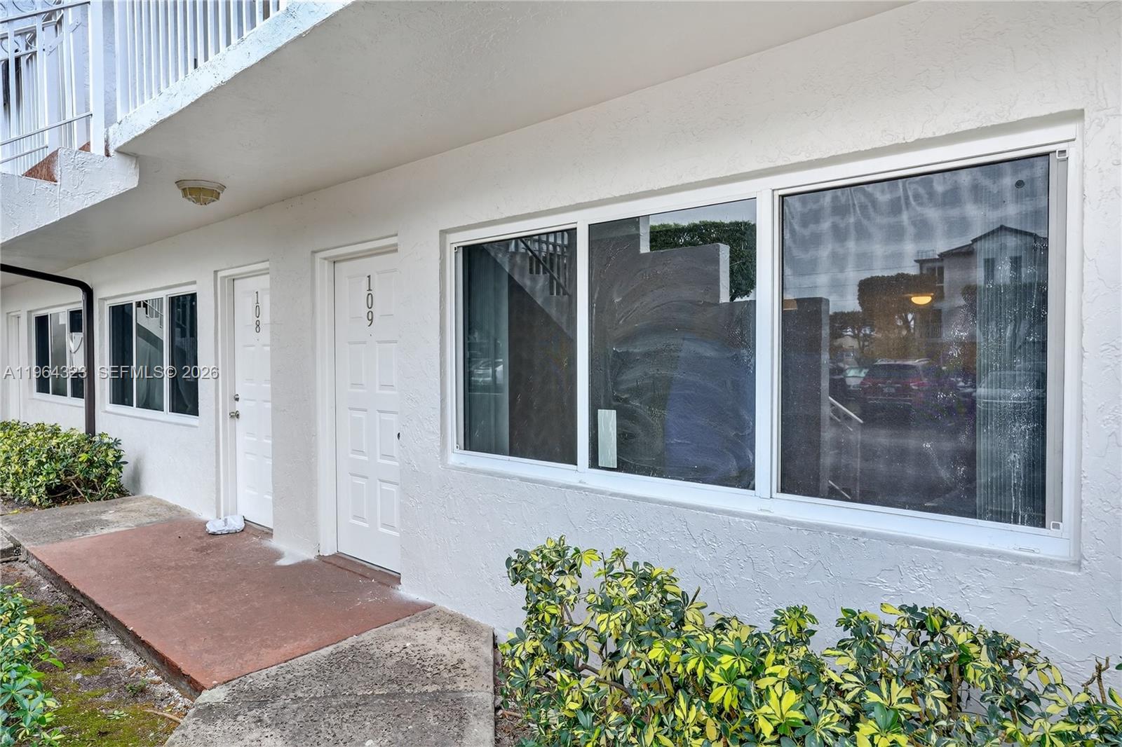 CORAL POINTE TOWNHOMES CO - Residential