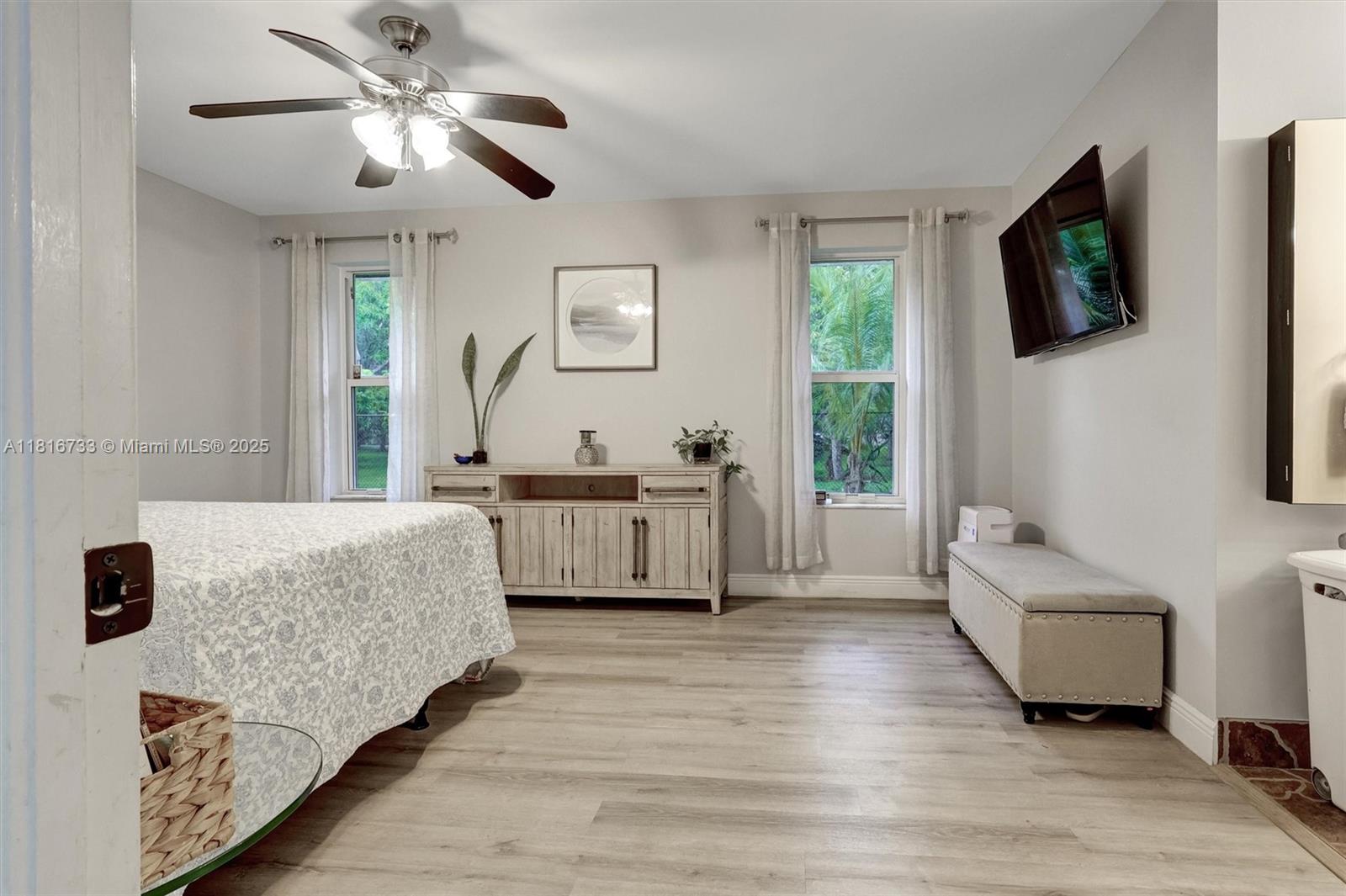 NOVA ESTATES - Residential
