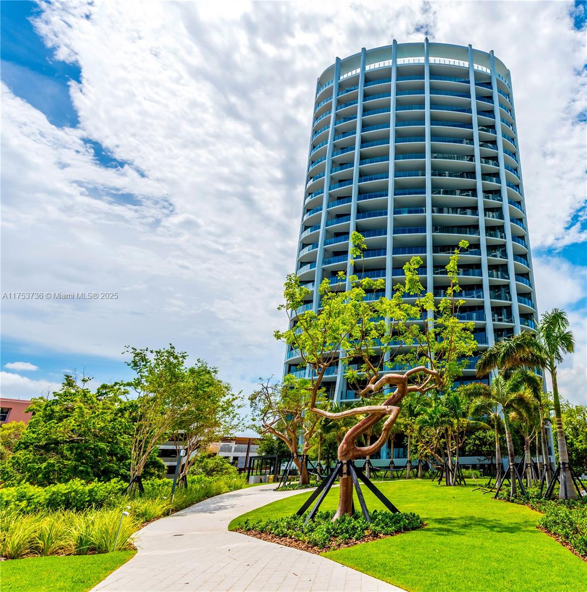 CLUB RESIDENCES AT PARK G - Residential