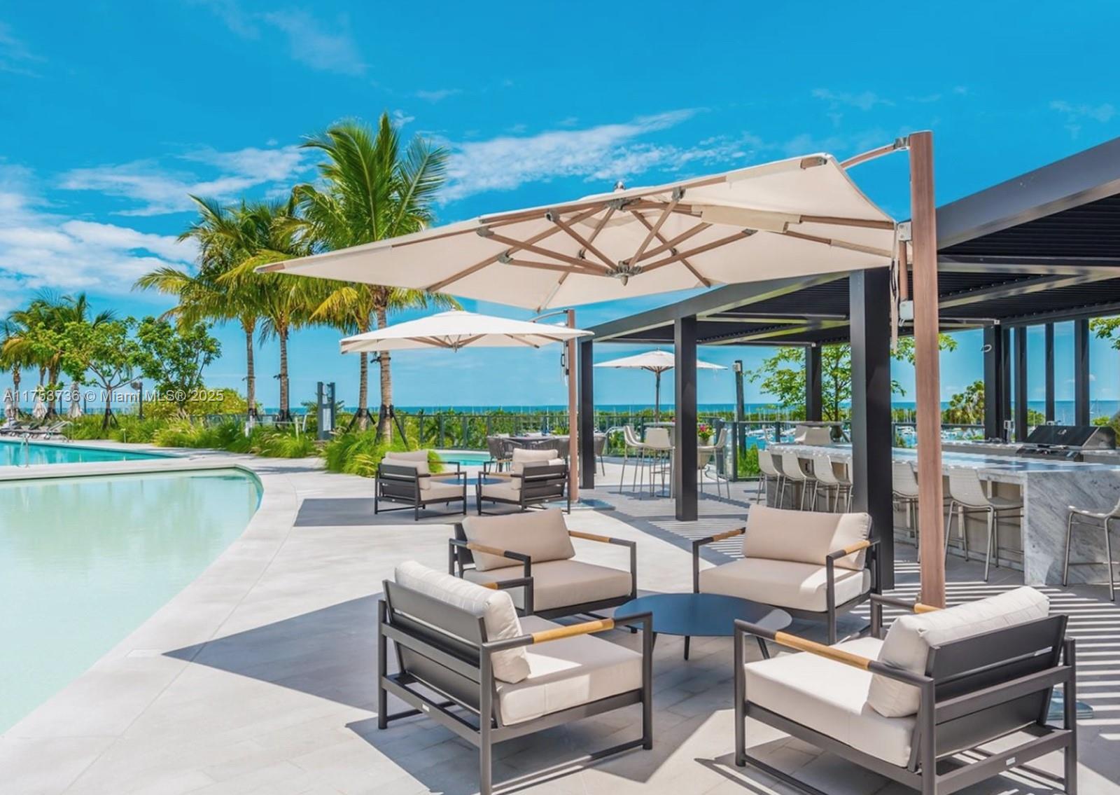 CLUB RESIDENCES AT PARK G - Residential